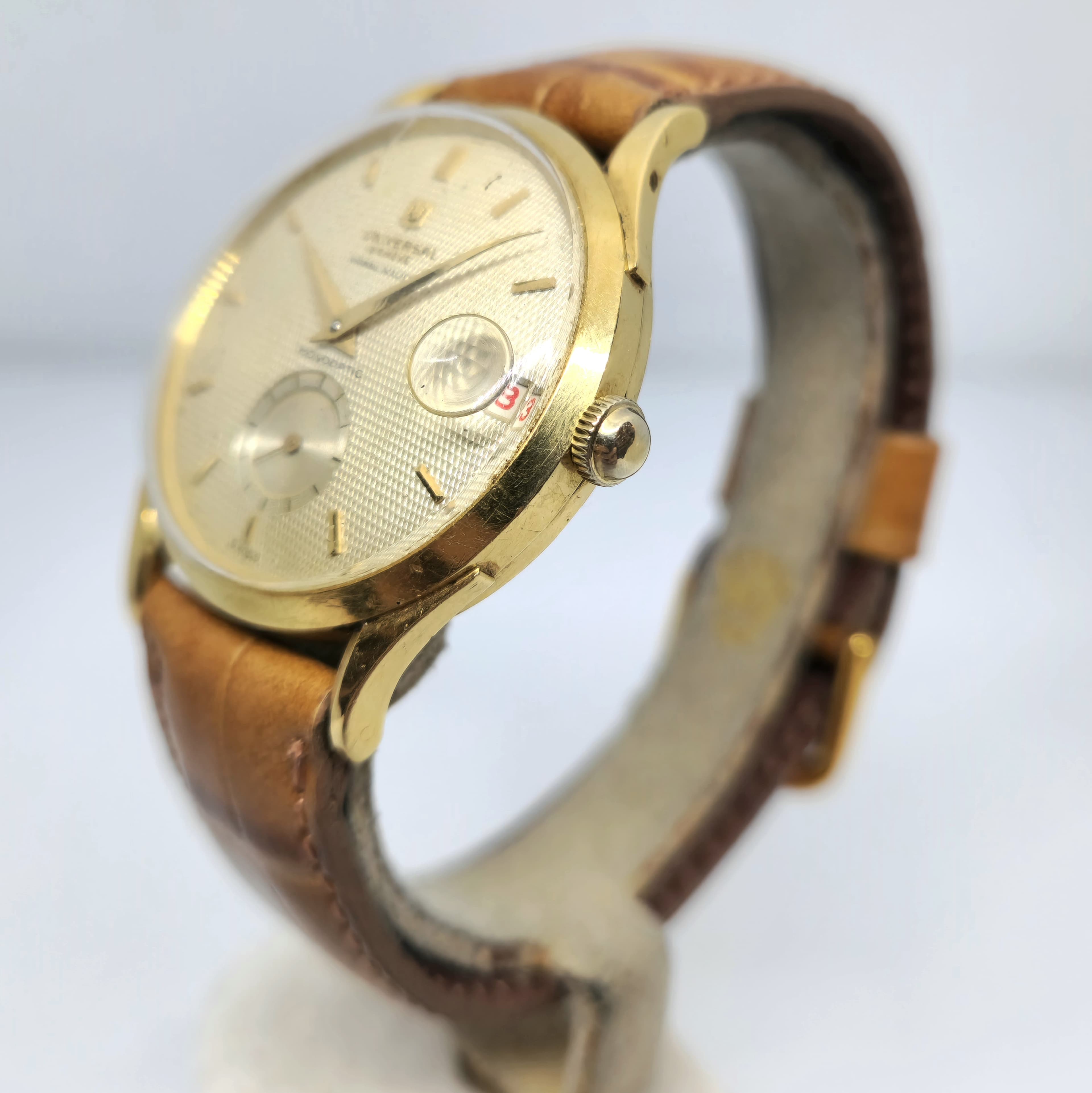 Universal Geneve Monodatic "Gobbi Milano" — Joyería Recoleta