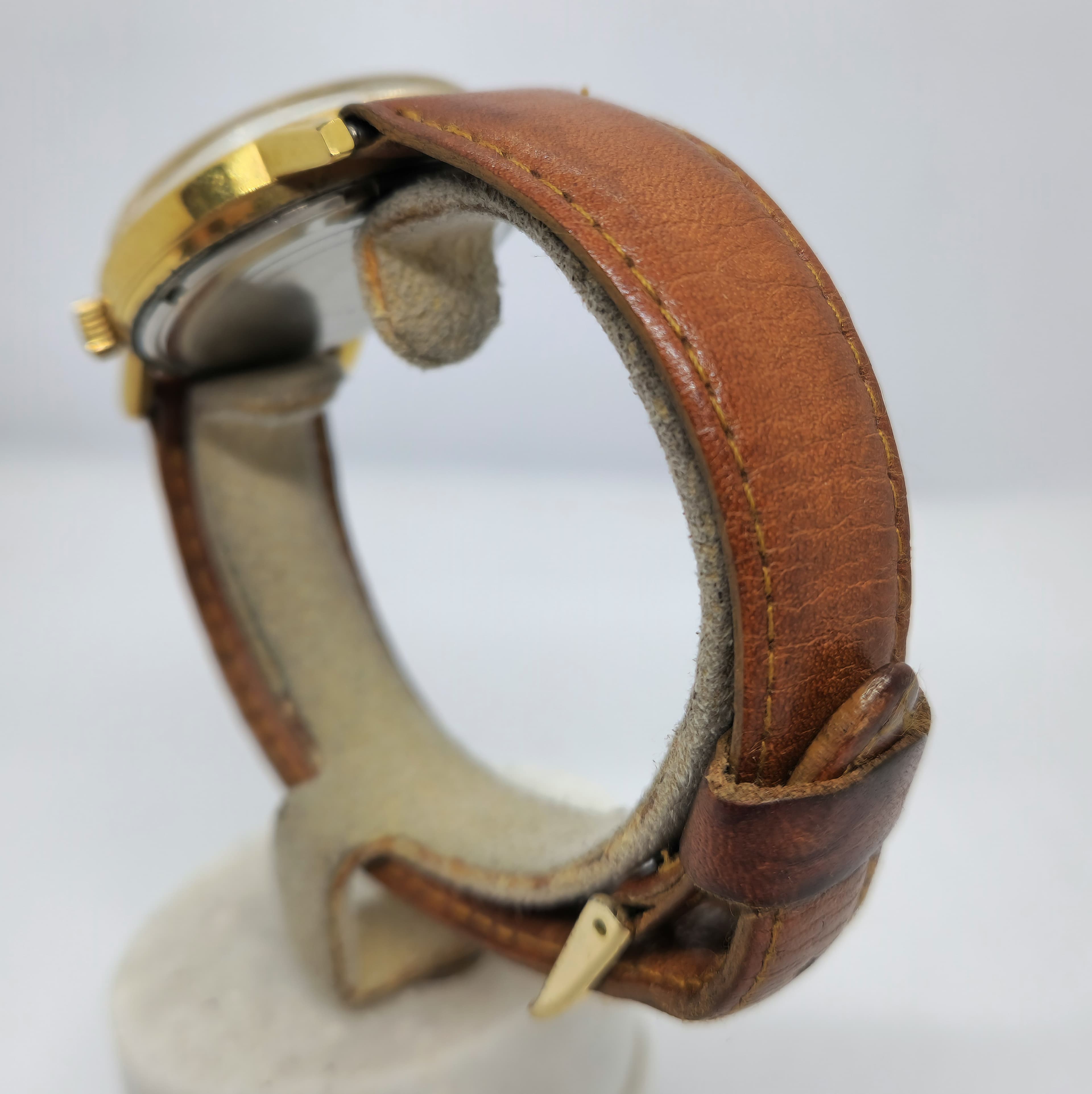 Bulova Accutron Enchapado — Joyería Recoleta