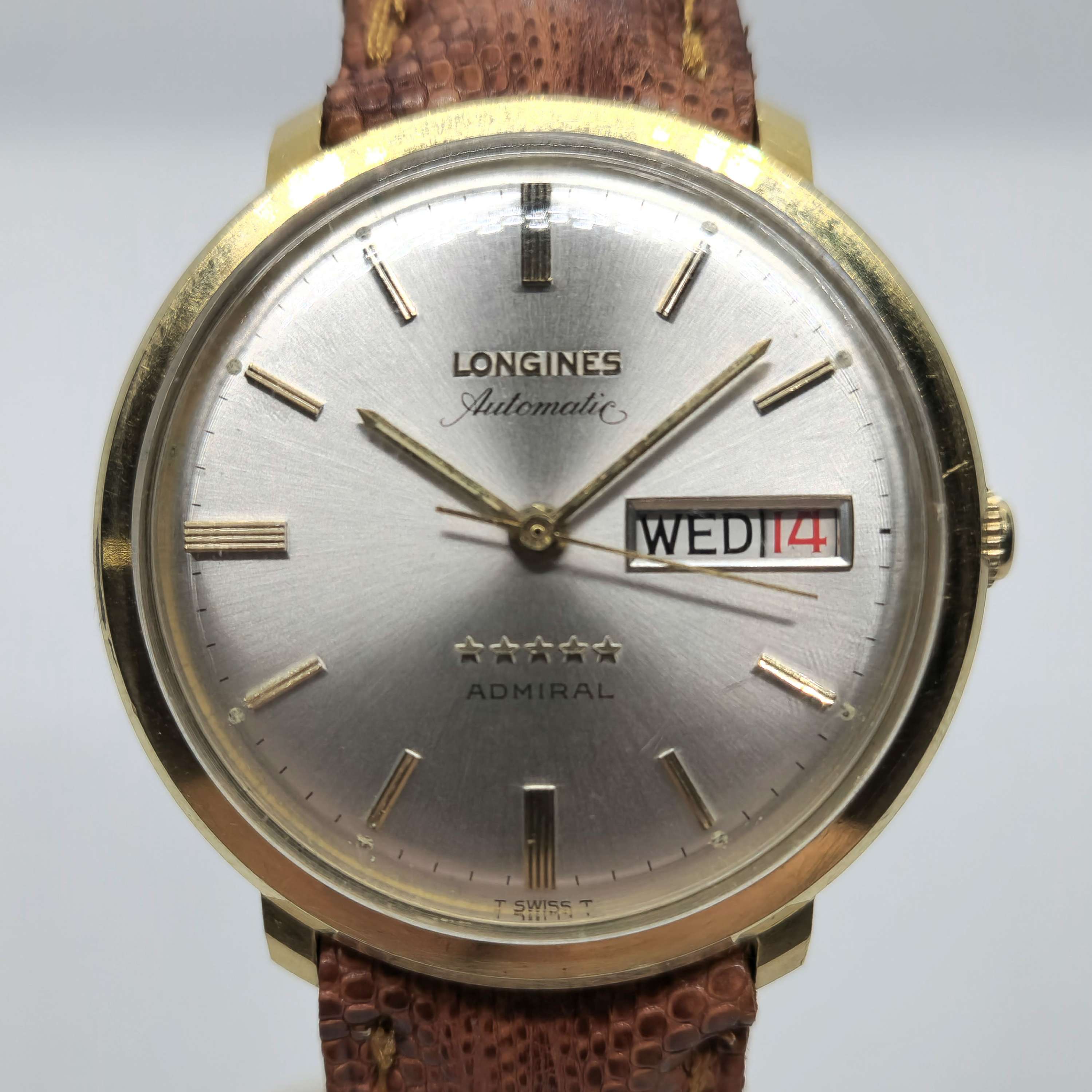 Reloj Longines Admiral automático chapado en oro con malla cuero marrón en Joyería Recoleta