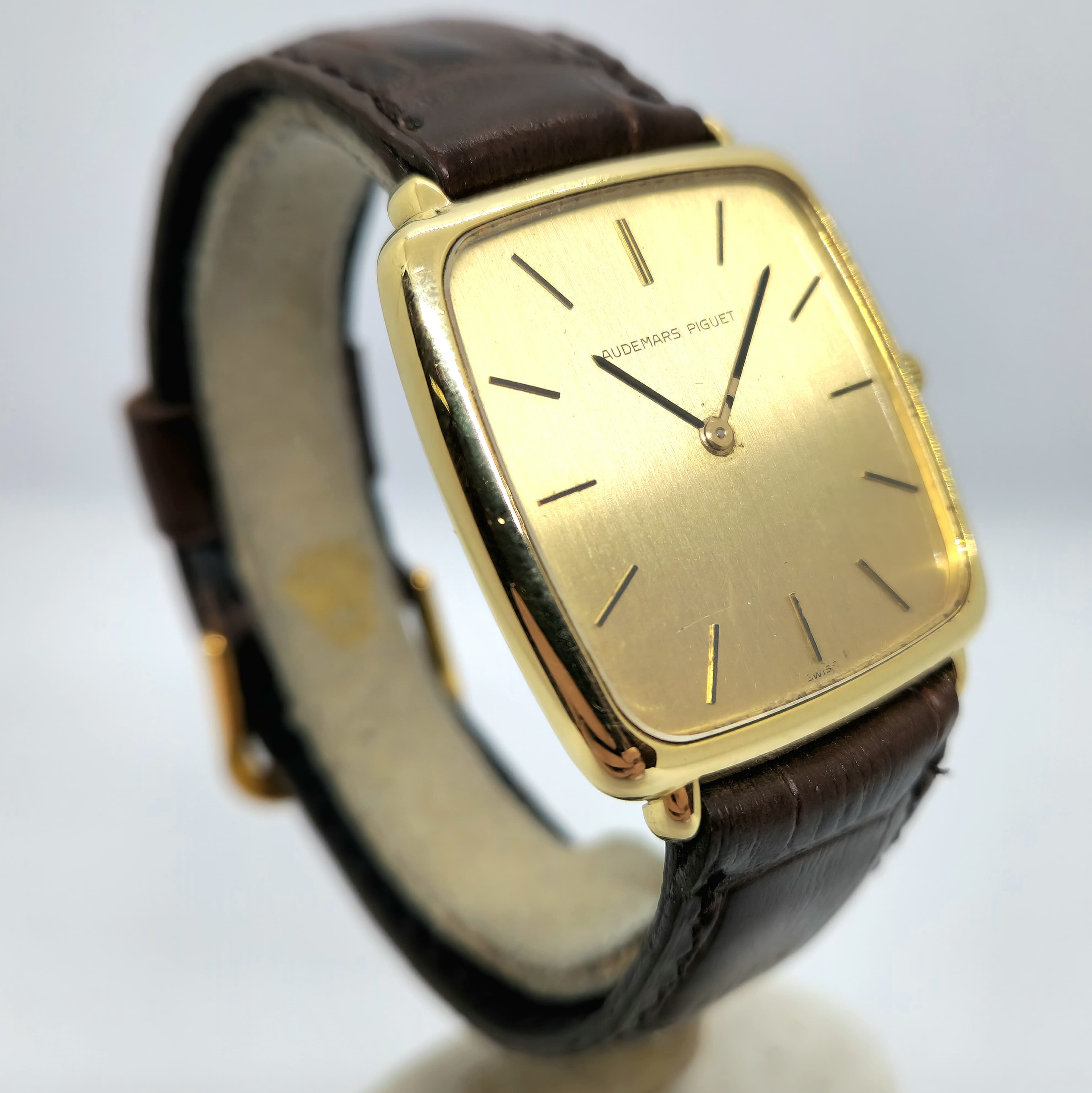 Audemars Piguet Cushion Oro — Joyería Recoleta