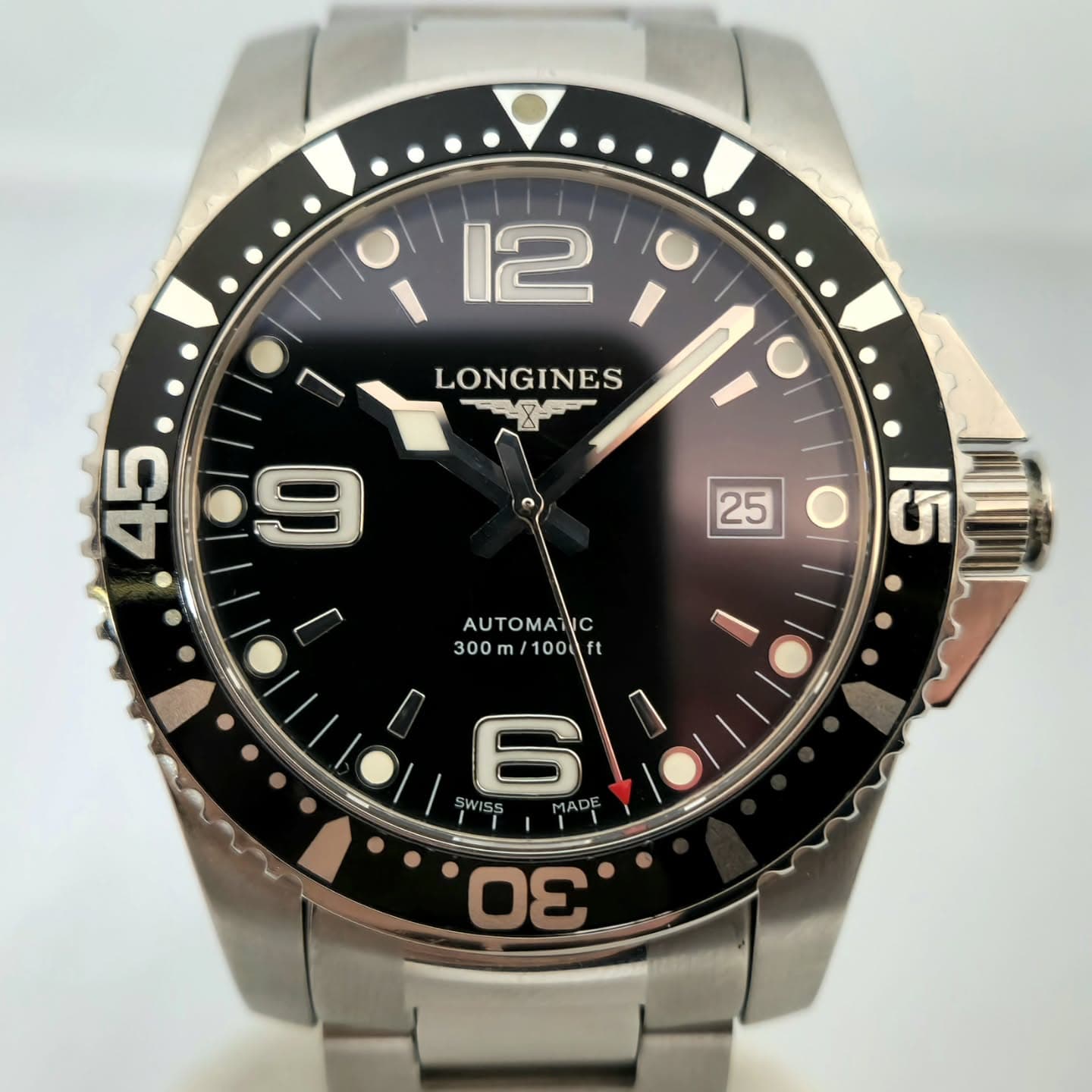 Reloj Longines HydroConquest automático acero negro 300m en Joyería Recoleta