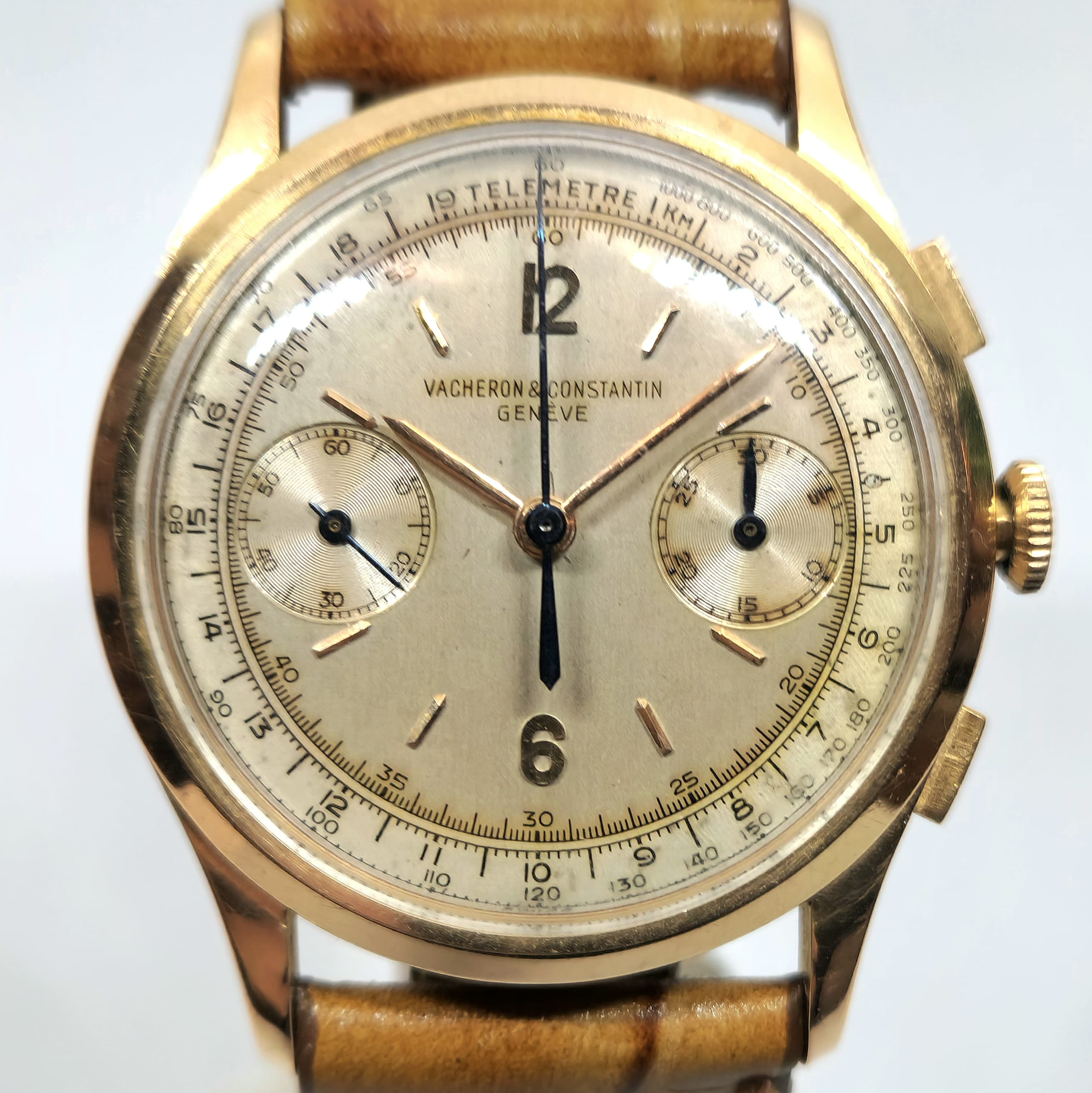Reloj cronógrafo vintage Vacheron Constantin oro rosa con taquímetro y telémetro en Joyería Recoleta