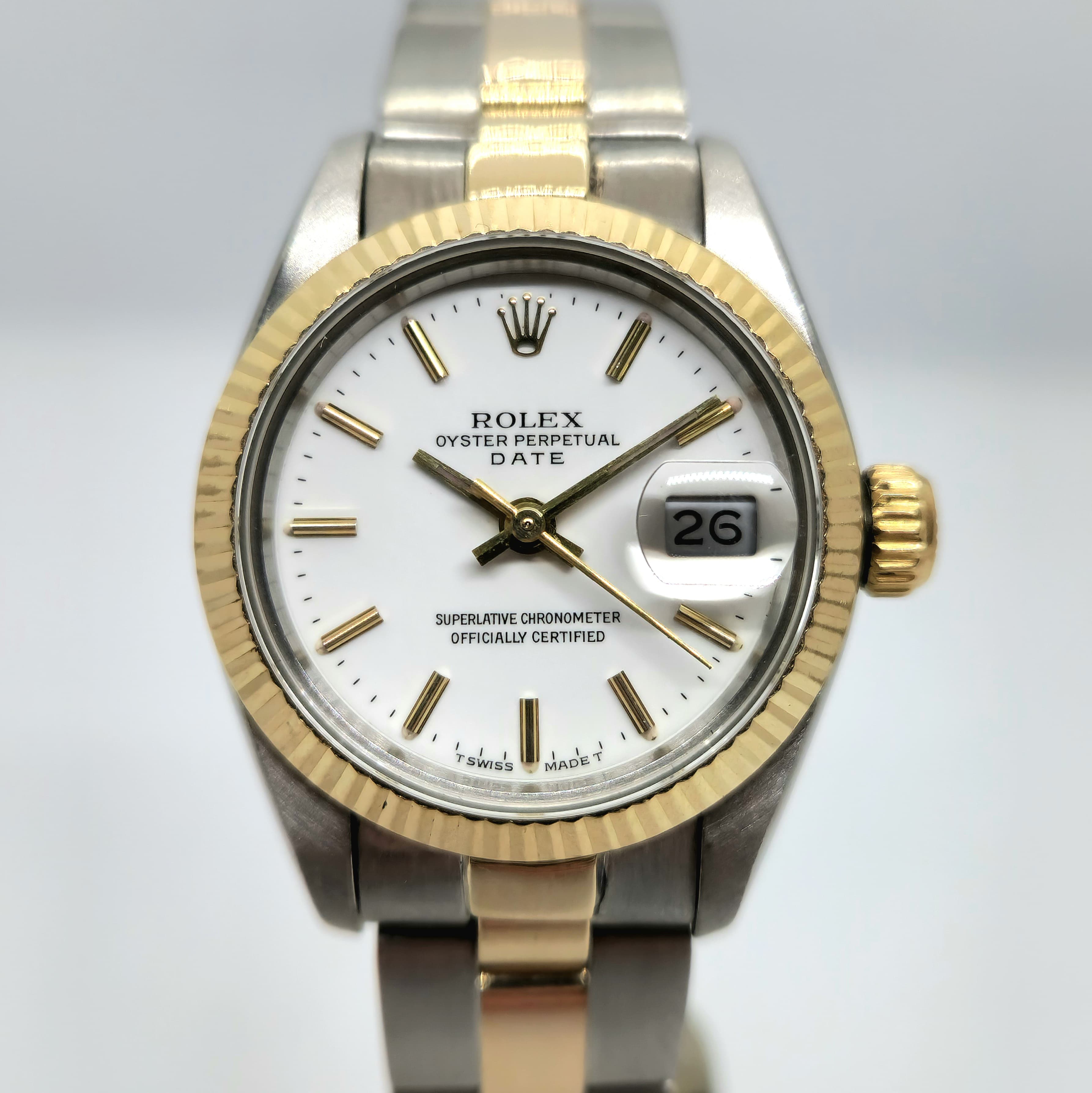 Reloj Rolex Oyster Perpetual Date dama bicolor acero y oro amarillo esfera blanca en Joyería Recoleta.