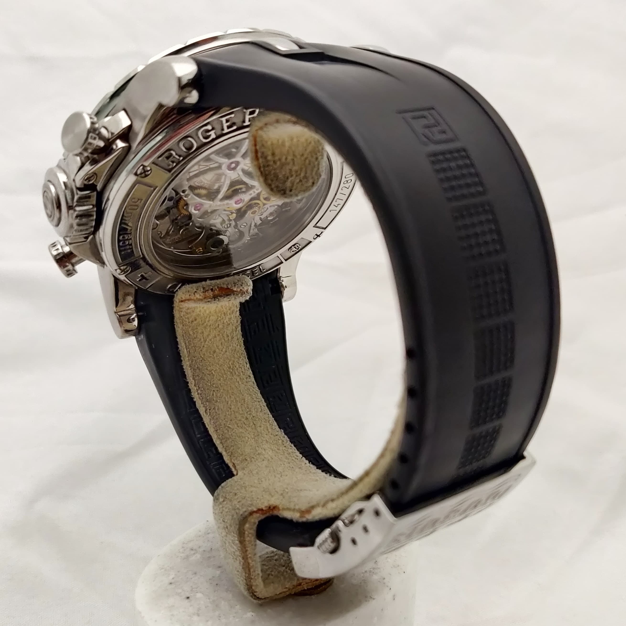 Roger Dubuis Excalibur Chronograph — Joyería Recoleta