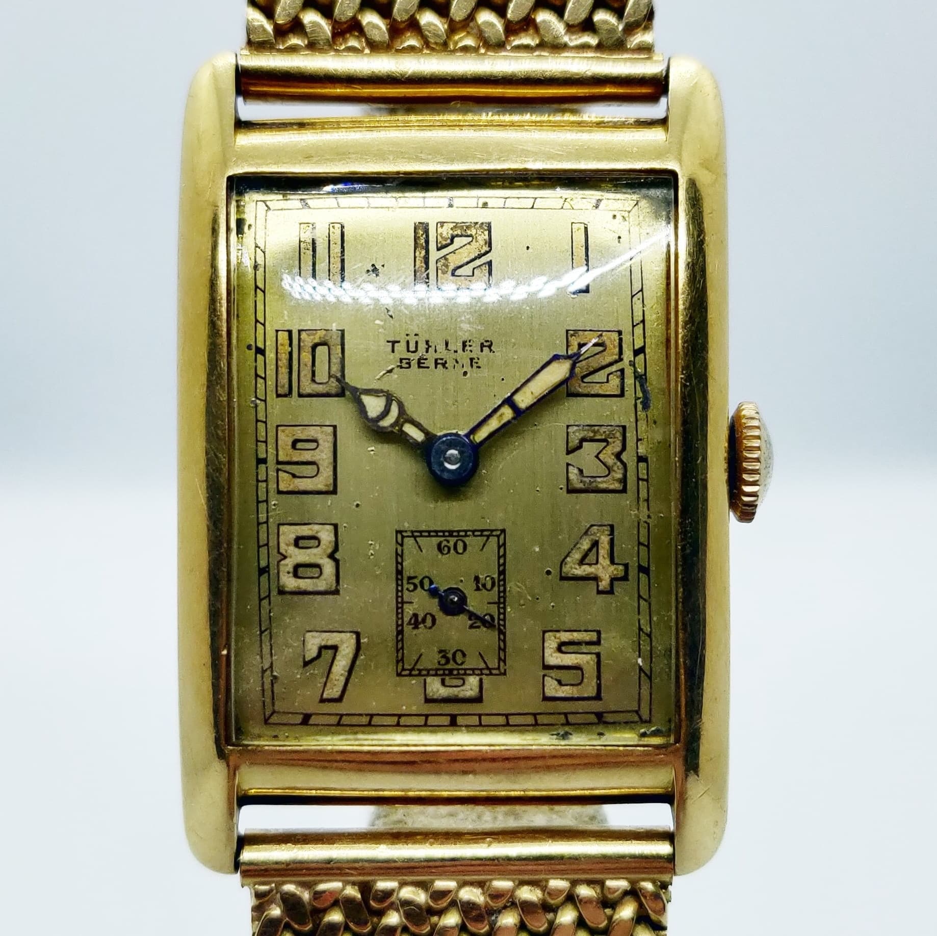 Reloj vintage Türler Berna rectangular en oro amarillo con segundero en Joyería Recoleta