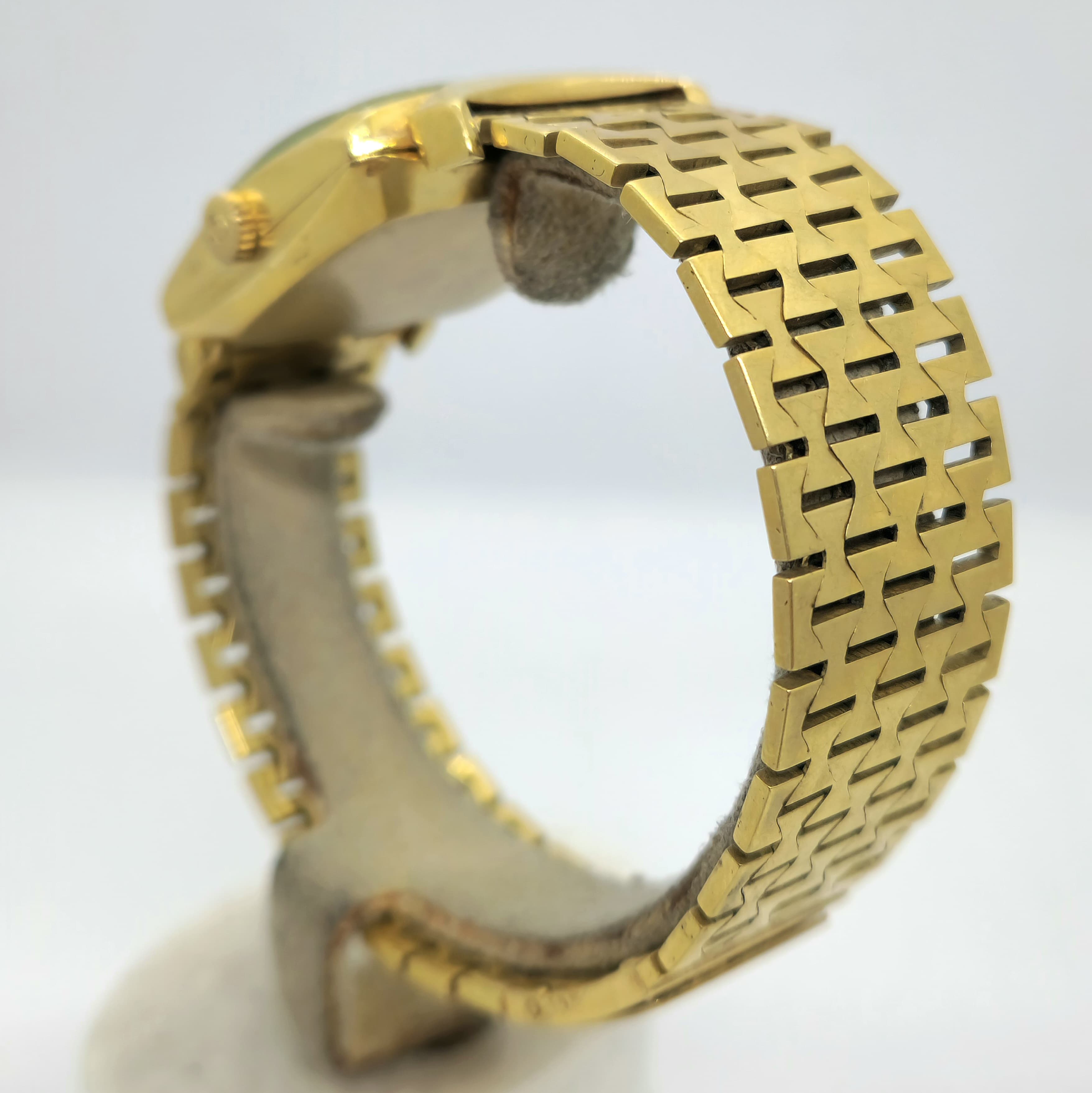 Omega "Carre Galbe" ref. 3977 Oro — Joyería Recoleta