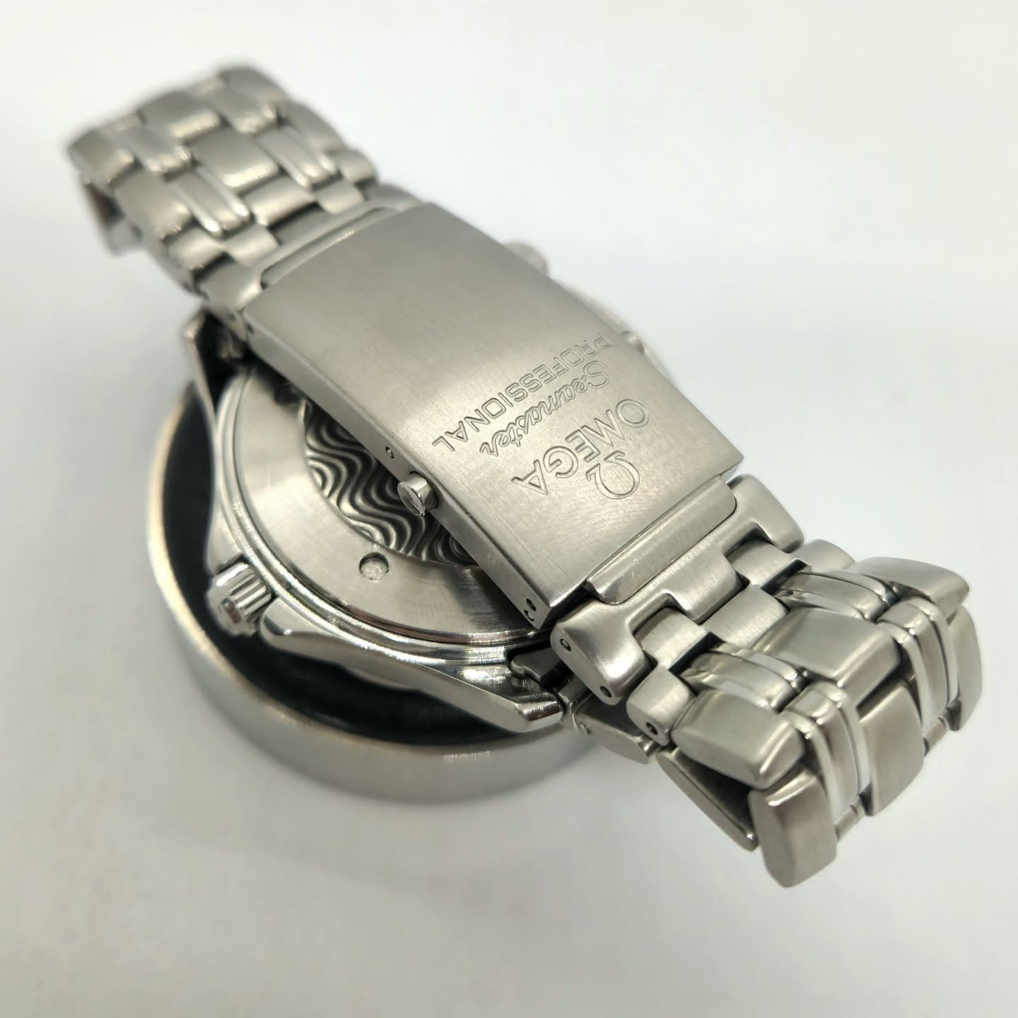 Omega Seamaster James Bond 41 — Joyería Recoleta