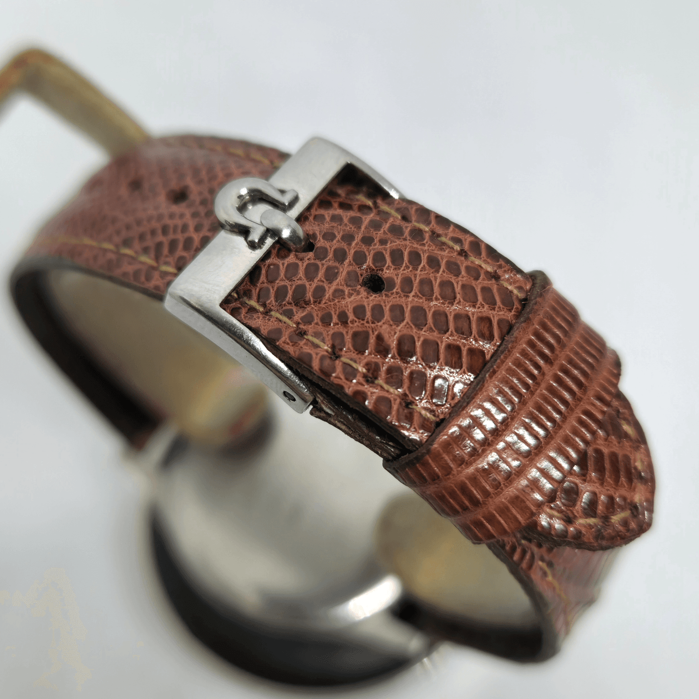 Omega Jumbo Acero Honeycomb — Joyería Recoleta