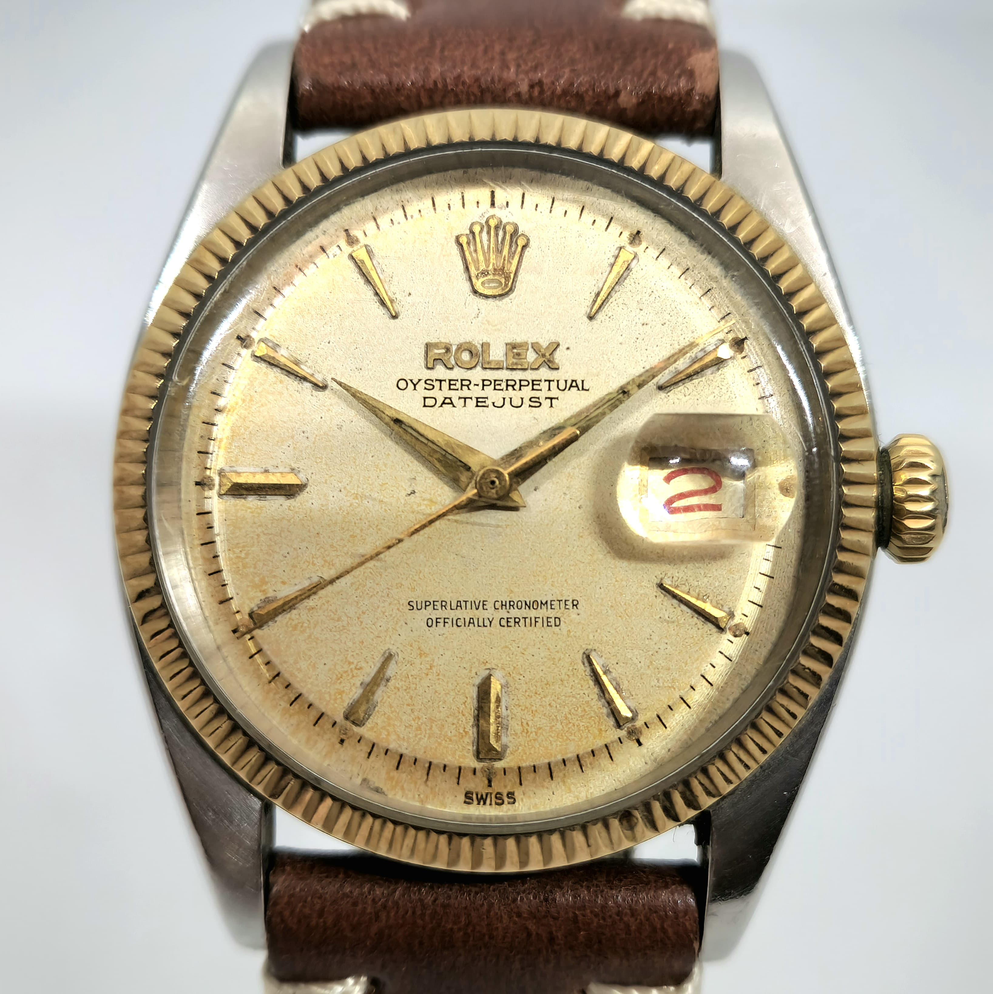 Reloj Rolex Datejust ref. 6605 acero y oro amarillo con esfera champagne patinada y correa cuero marrón en Joyería Recoleta