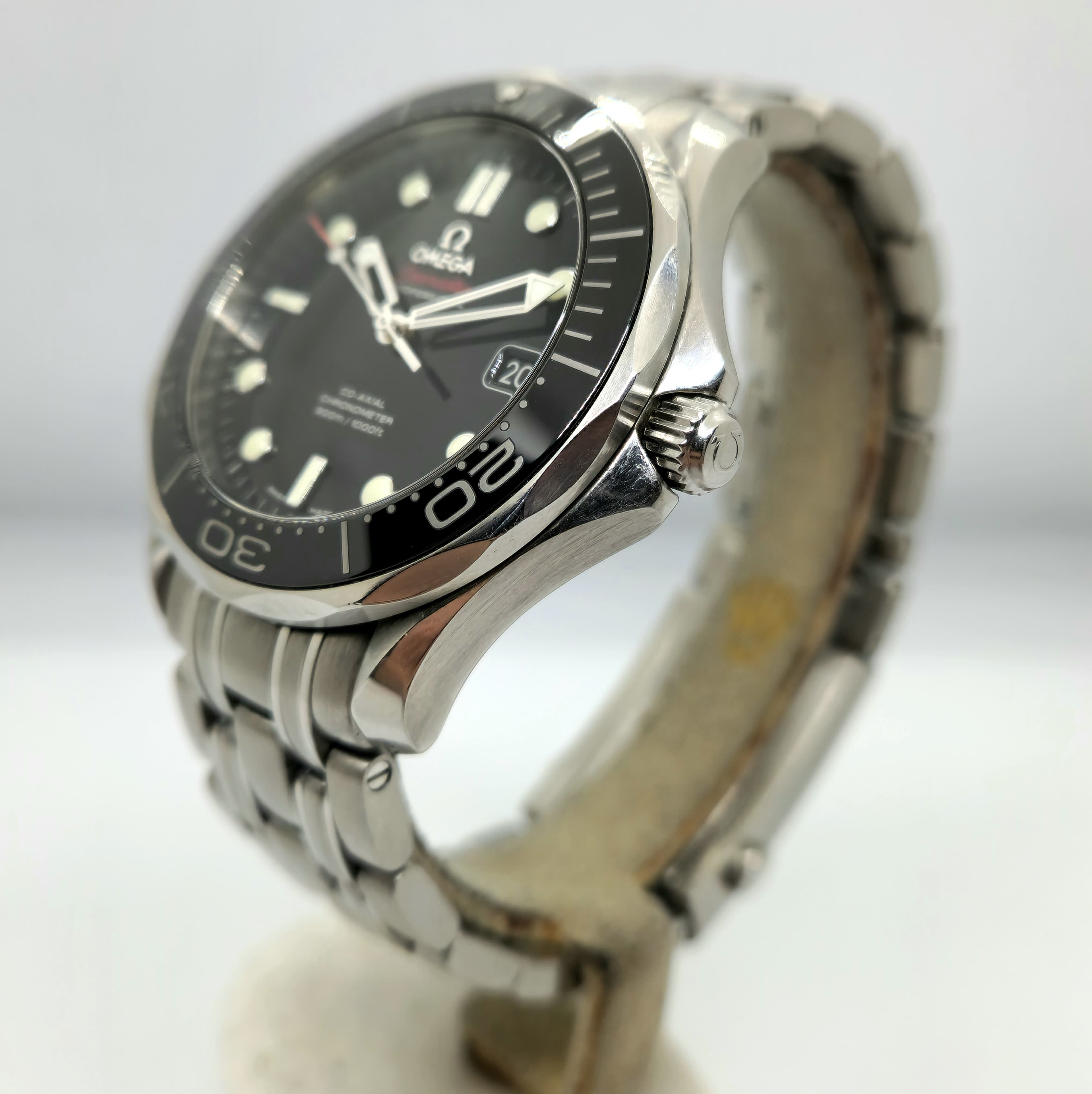 Omega Seamaster Diver Negro — Joyería Recoleta