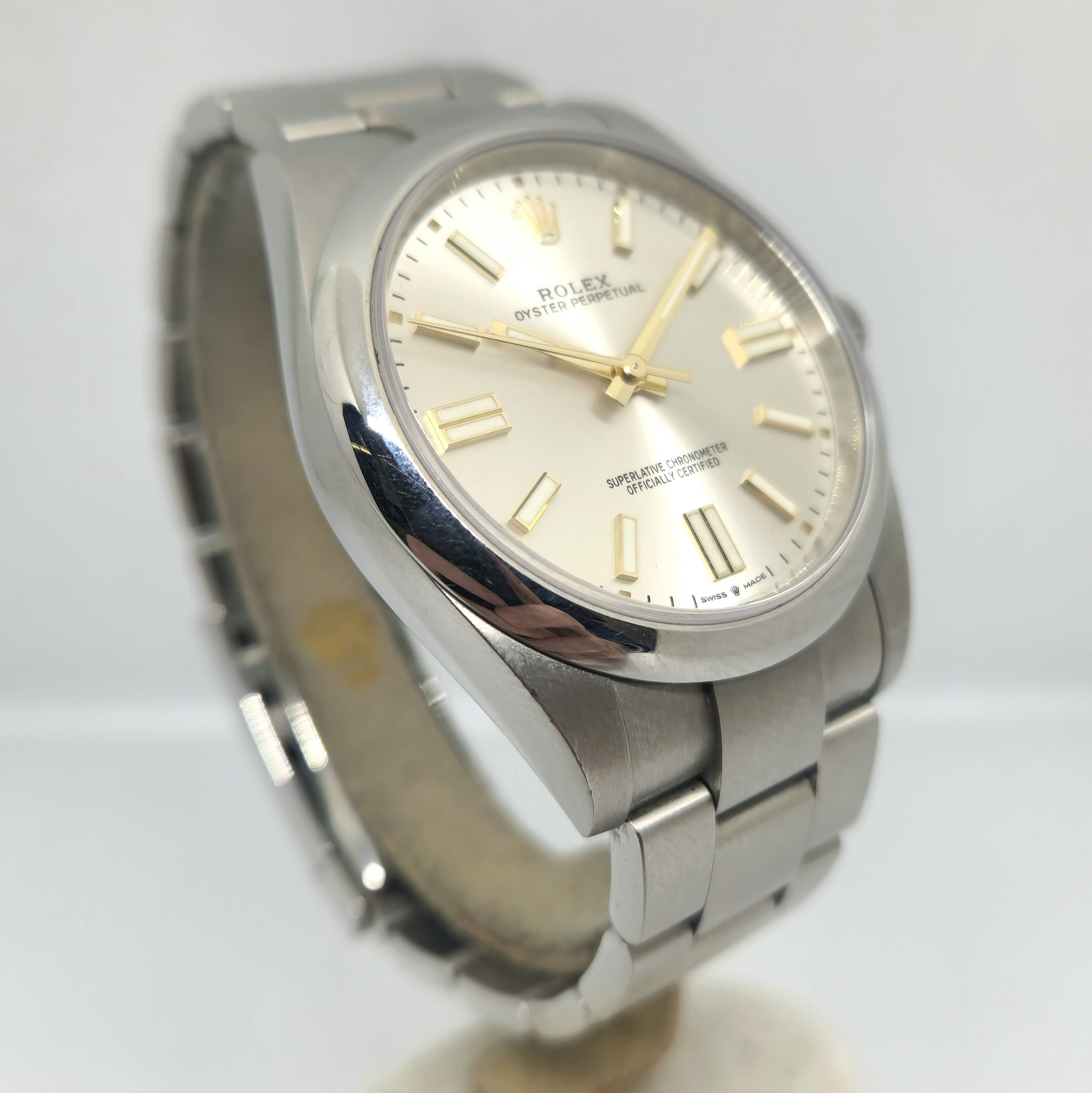 Rolex Oyster Perpetual ref. 124300 Gris - Relojes Exclusivos BA