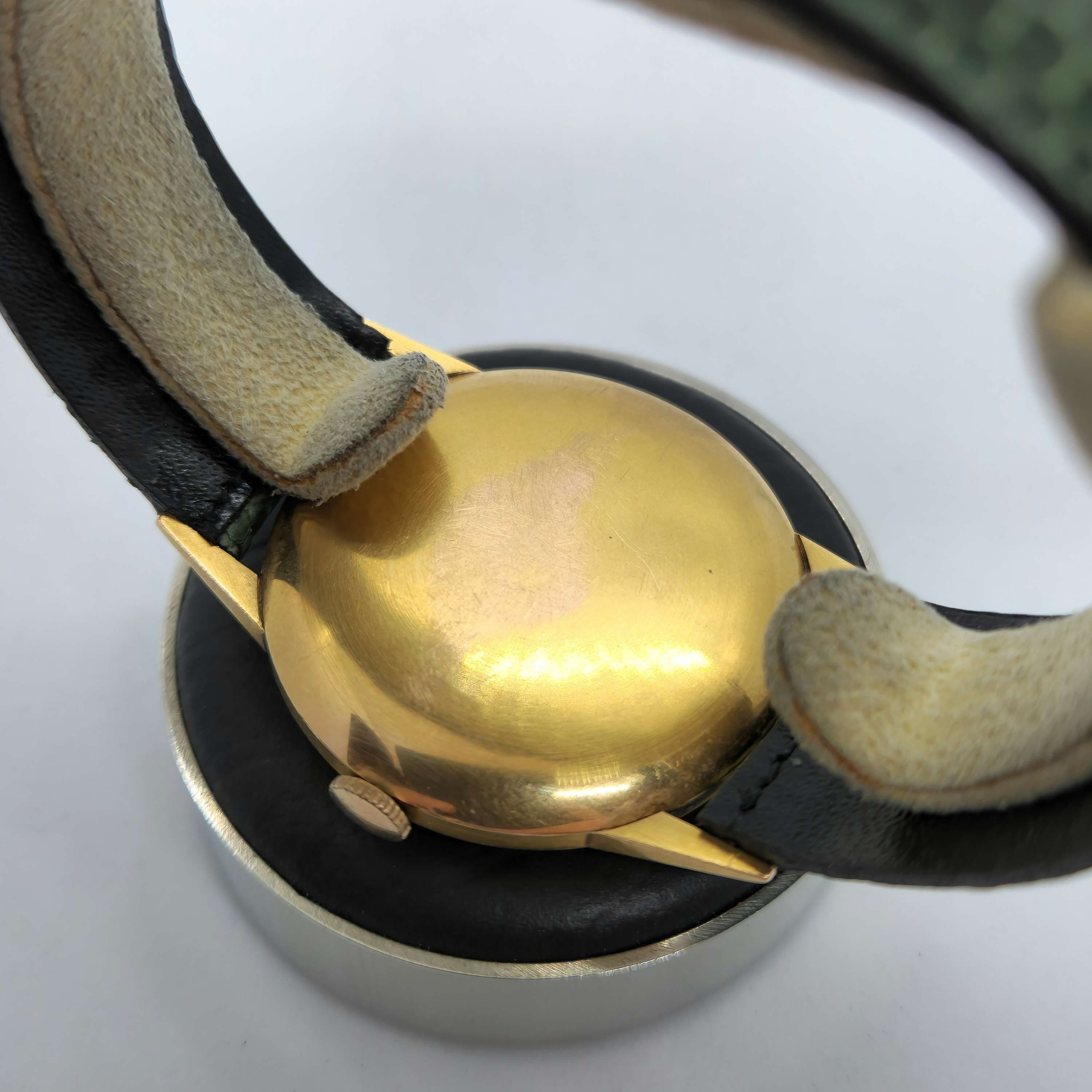 Movado Calatrava Oro — Joyería Recoleta