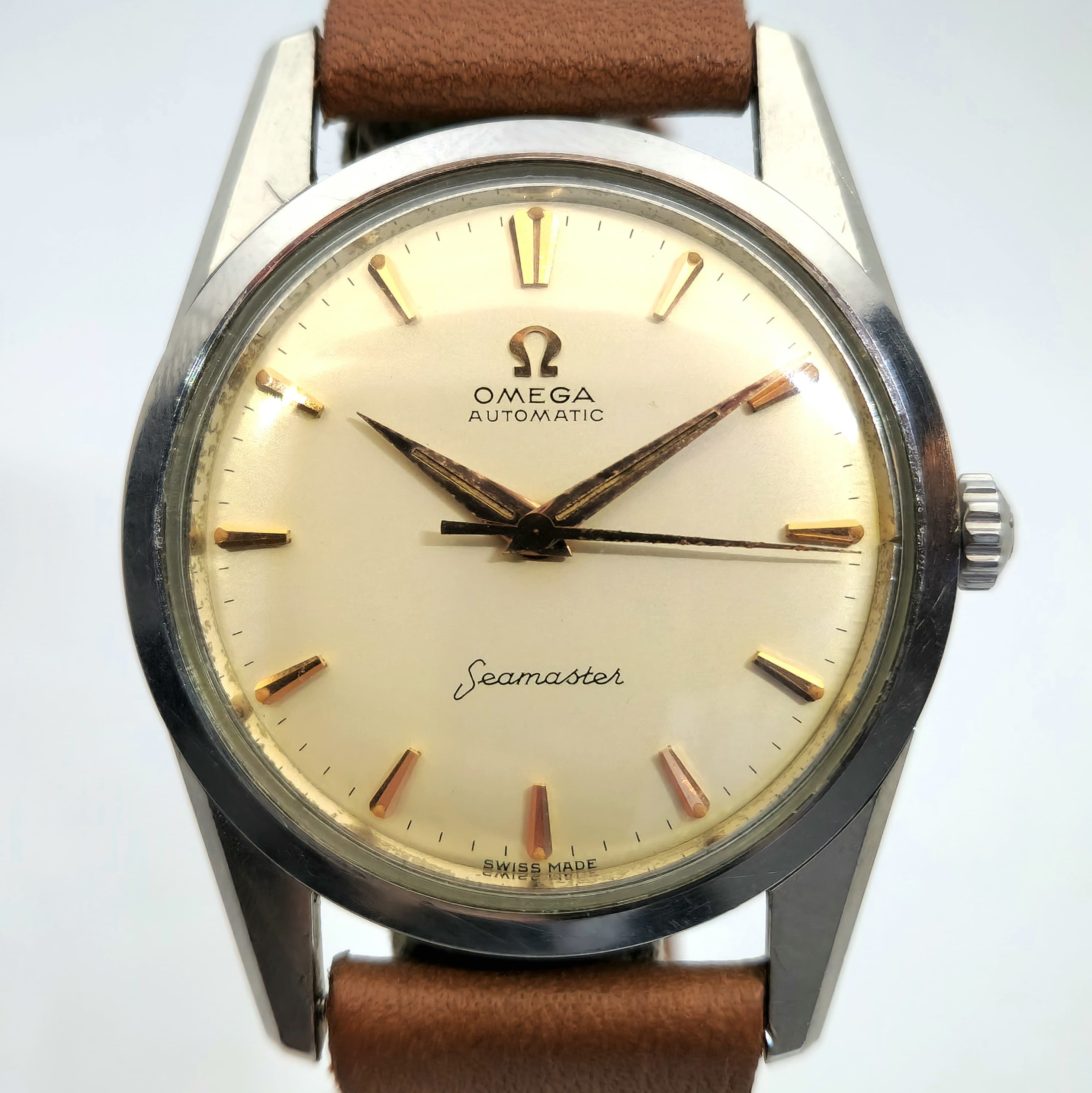 Reloj Omega Seamaster Automatic acero y correa marrón vintage en Joyería Recoleta