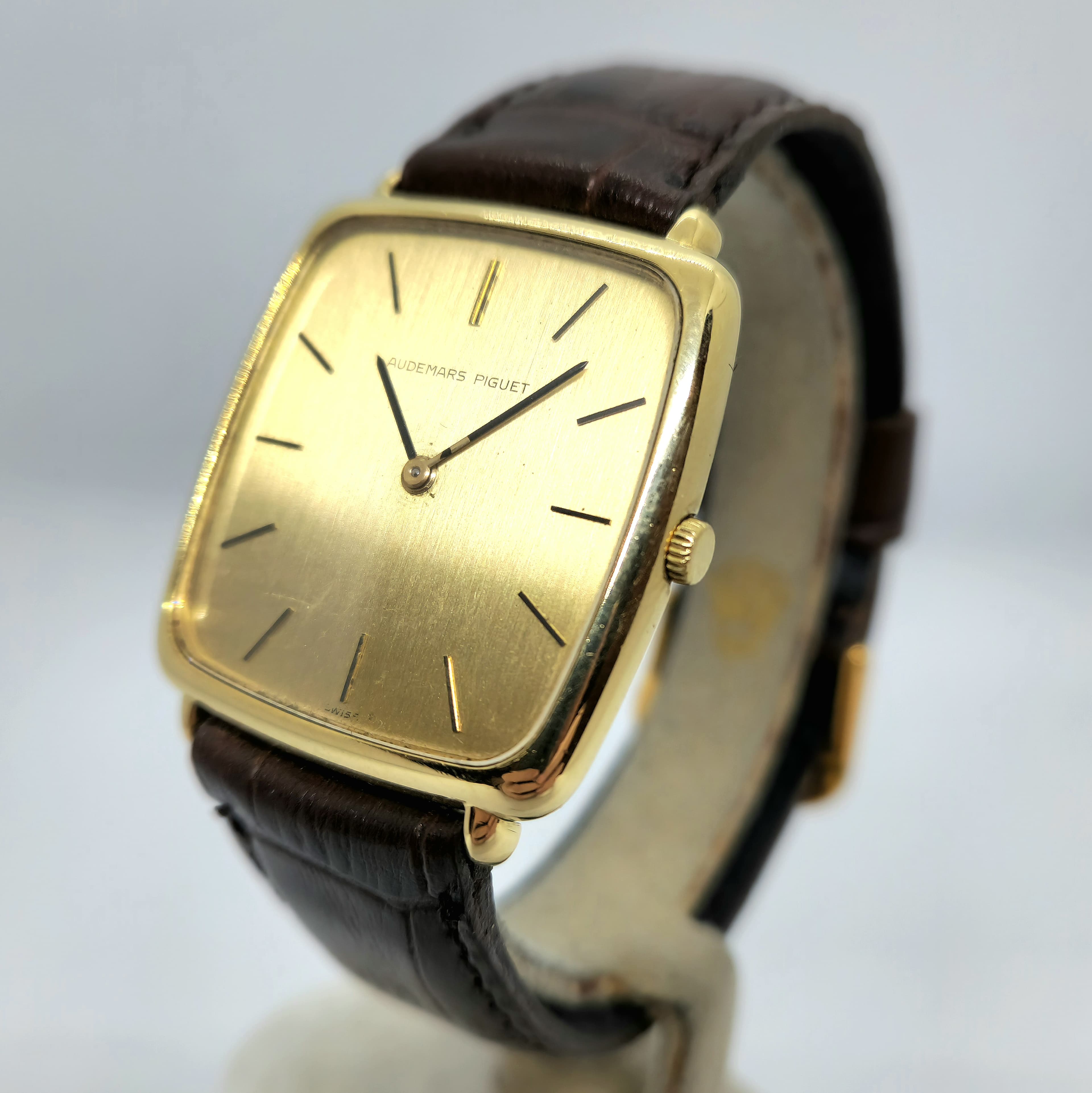 Audemars Piguet Cushion Oro — Joyería Recoleta