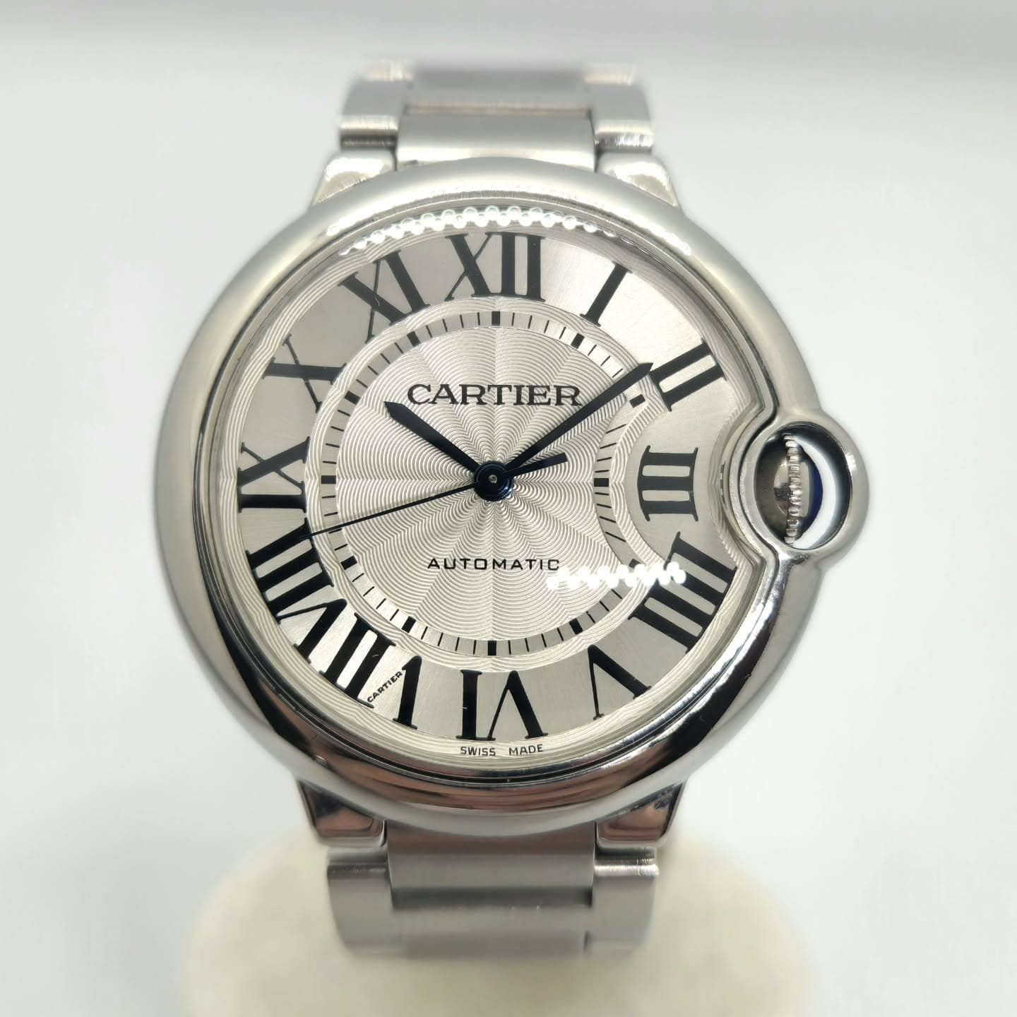 Reloj Cartier Ballon Bleu 36 automático en acero inoxidable con esfera plateada y números romanos en Joyería Recoleta