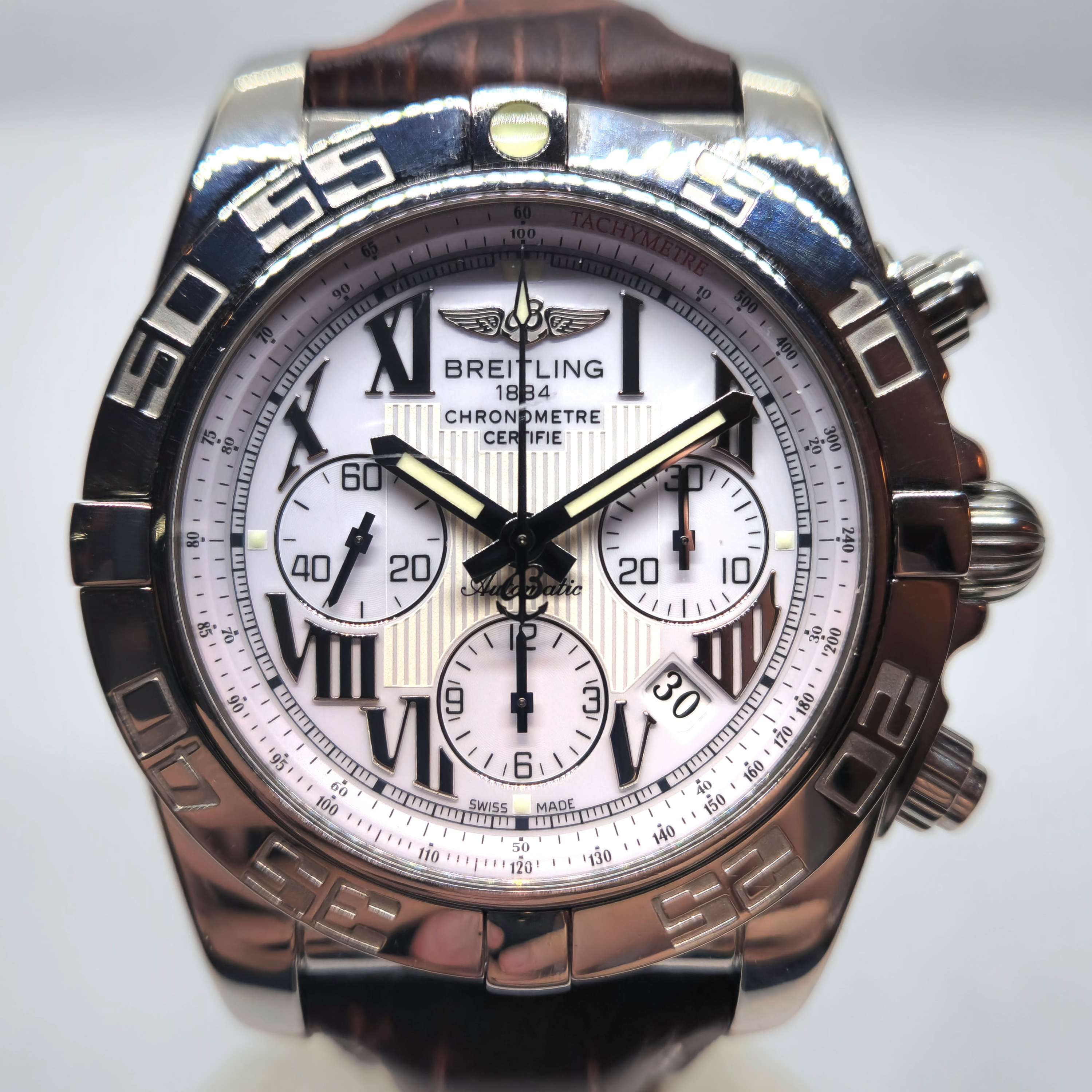 Reloj Breitling Chronomat 01 automático en acero con esfera blanca y números romanos en Joyería Recoleta