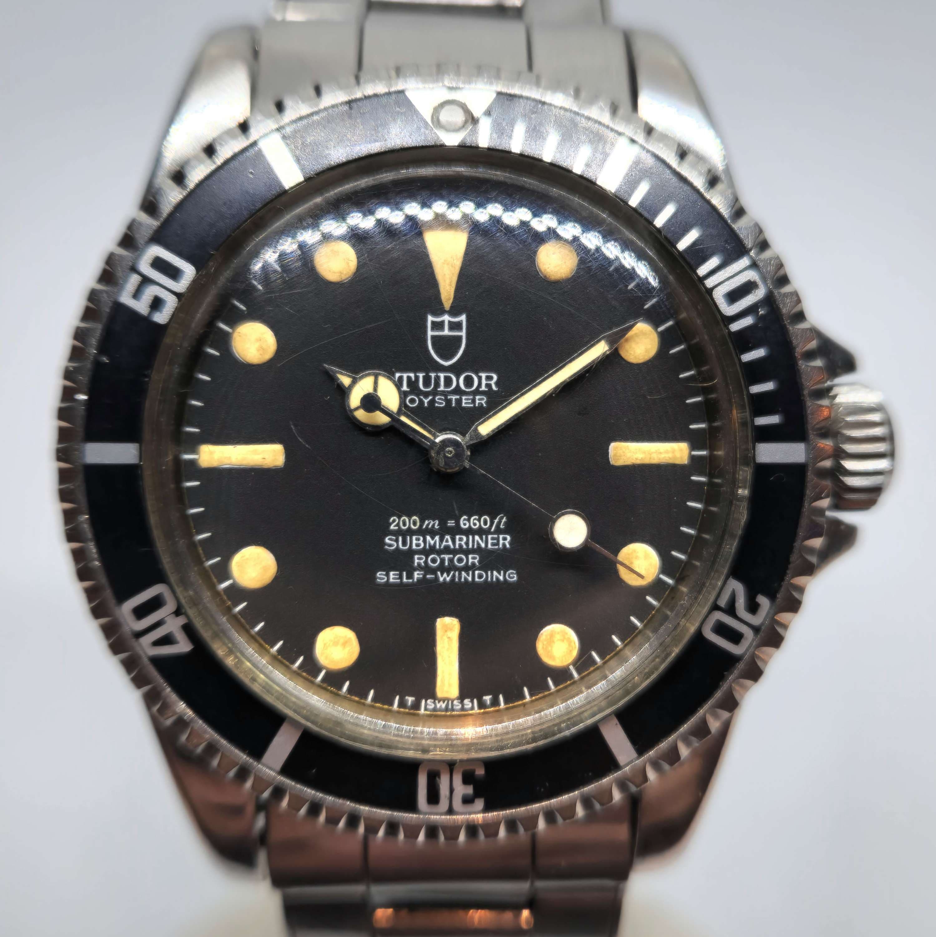 Reloj Tudor Oyster Submariner vintage acero inoxidable esfera negra índices dorados patinados en Joyería Recoleta