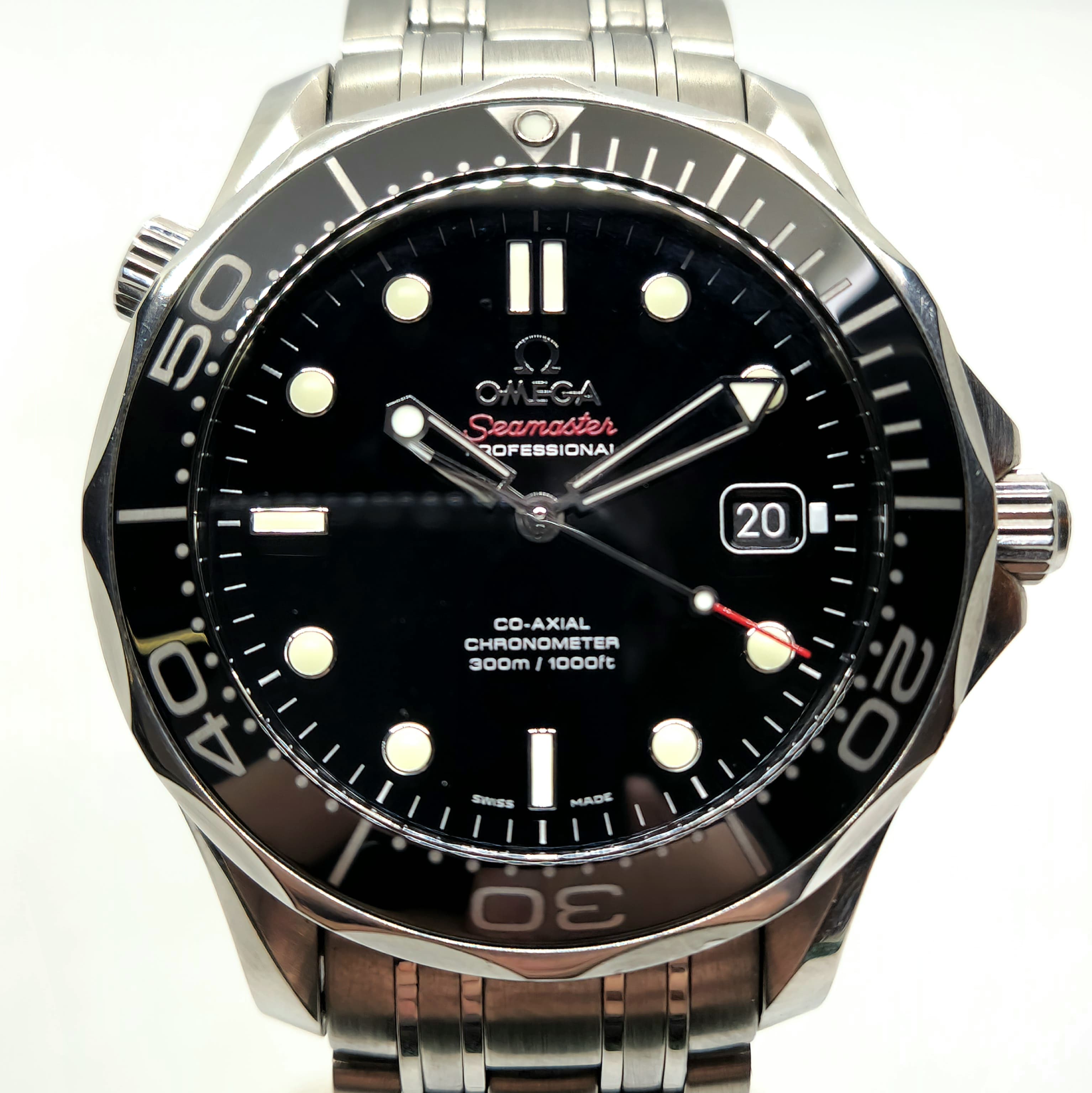 Reloj Omega Seamaster Professional acero negro co-axial 300m en Joyería Recoleta