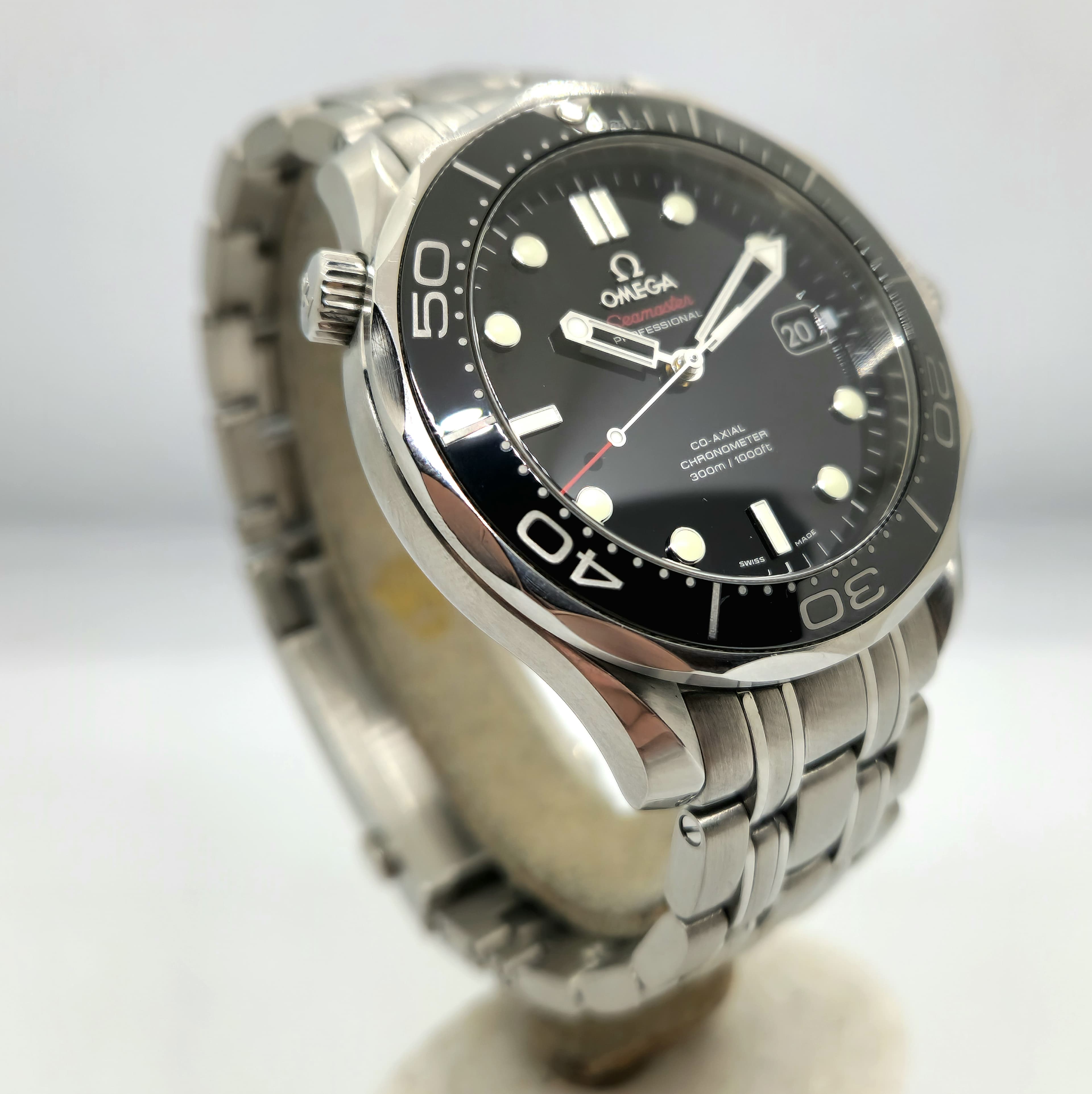Omega Seamaster Diver Negro — Joyería Recoleta