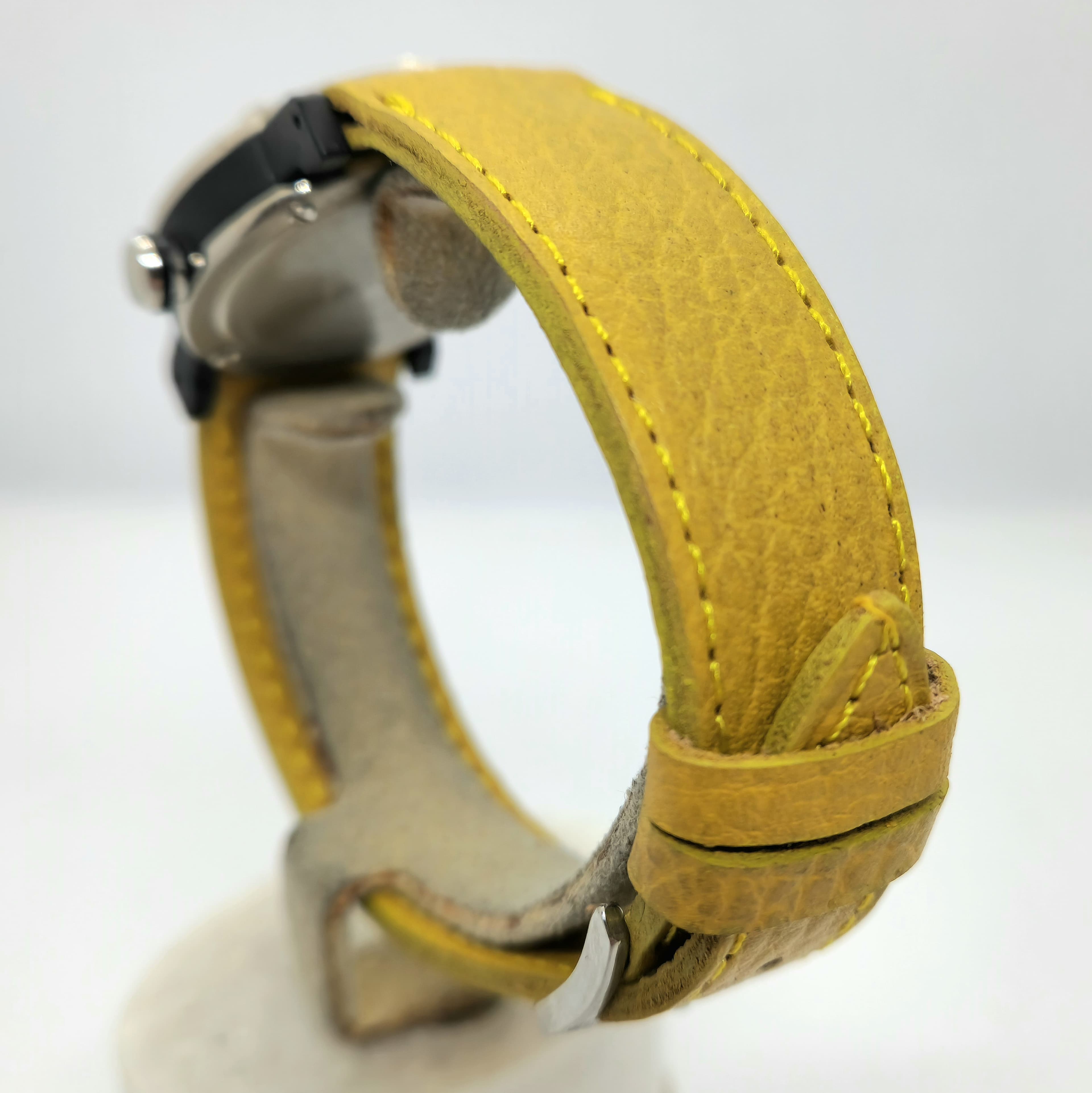 Raymond Weil W1 Amarillo — Joyería Recoleta
