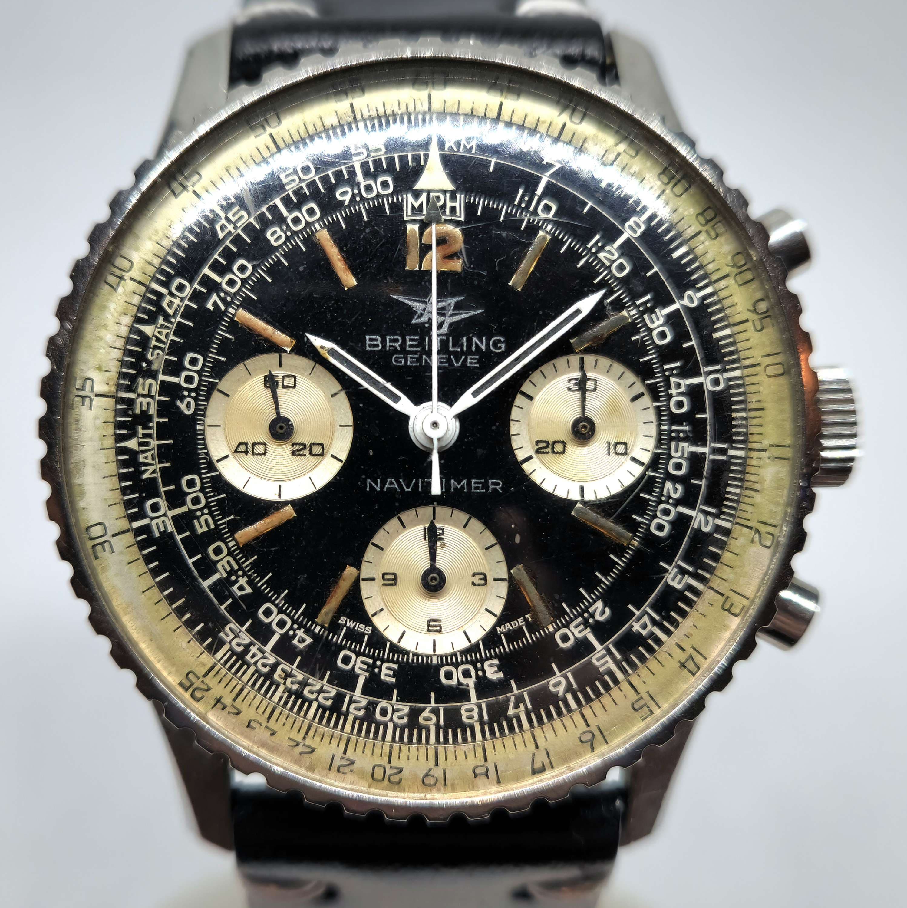 Reloj cronógrafo Breitling Navitimer ref. 806 en acero con esfera negra y escala de vuelo en Joyería Recoleta.