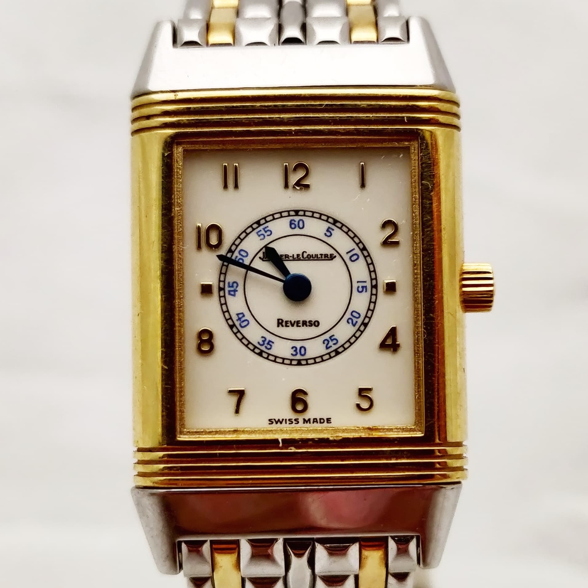 Reloj Jaeger-LeCoultre Reverso dama bicolor oro y acero con esfera clásica en Joyería Recoleta