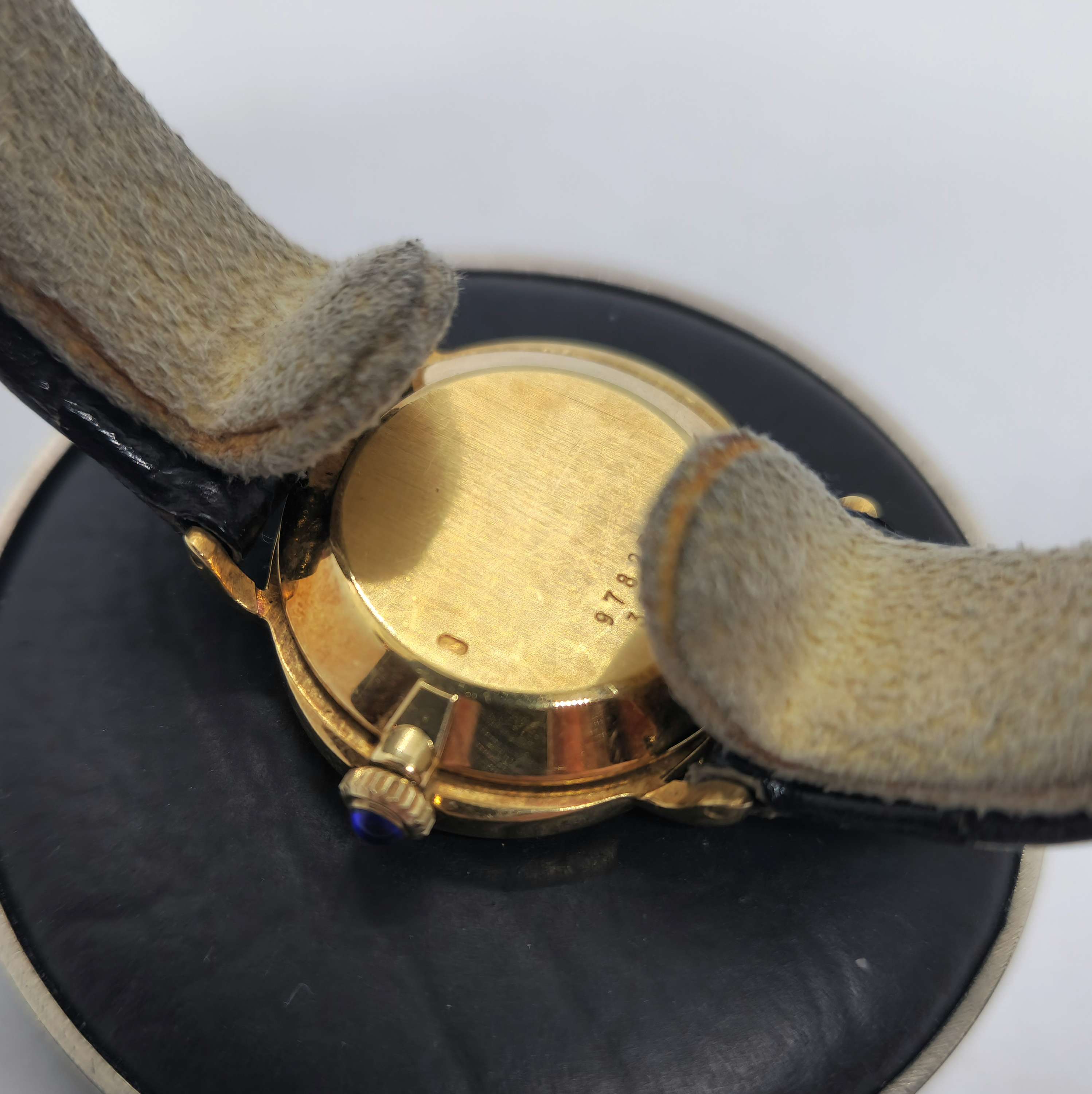 Baume & Mercier Oro Madre Perla — Joyería Recoleta