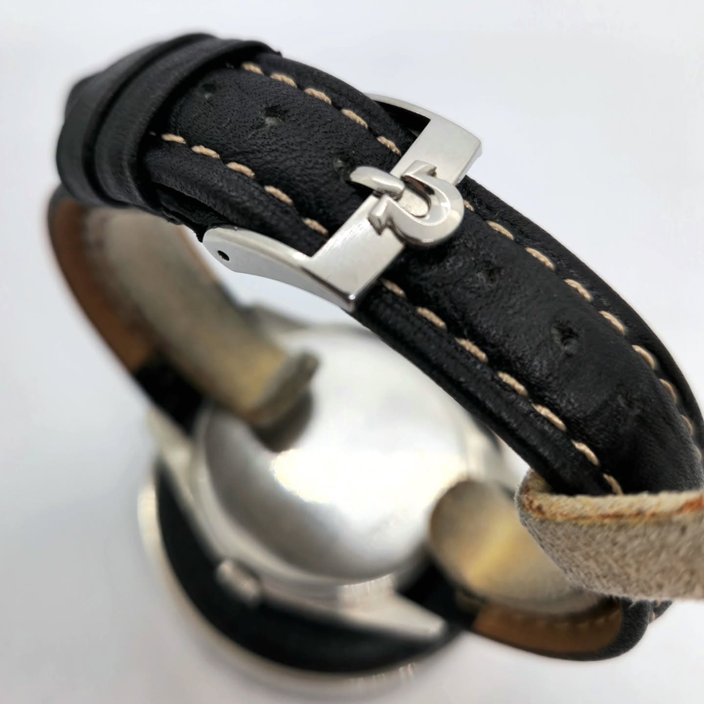 Omega Ranchero 2990 Negro — Joyería Recoleta