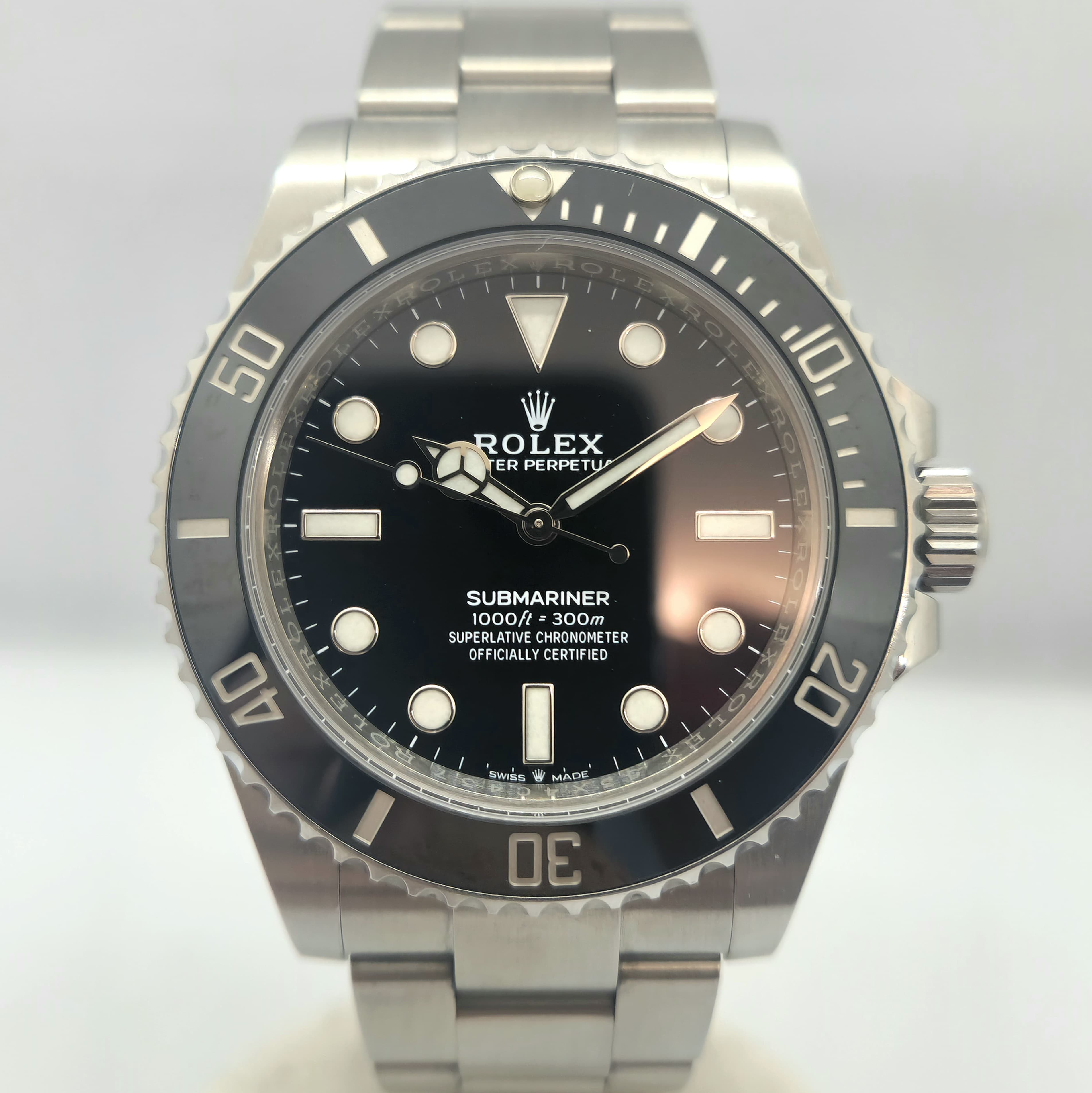 Reloj Rolex Submariner 124060 en acero inoxidable con bisel cerámico negro en Joyería Recoleta