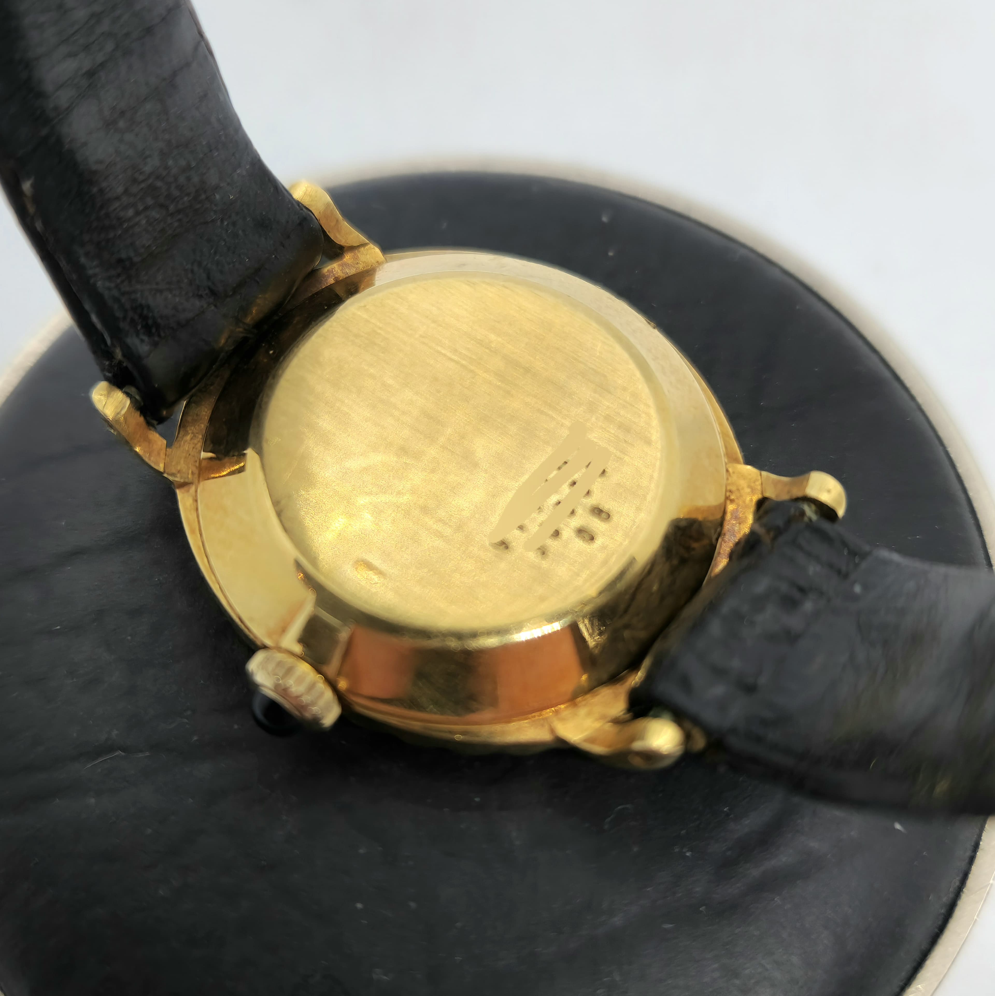 Baume Mercier Oro Ónix Dama — Joyería Recoleta