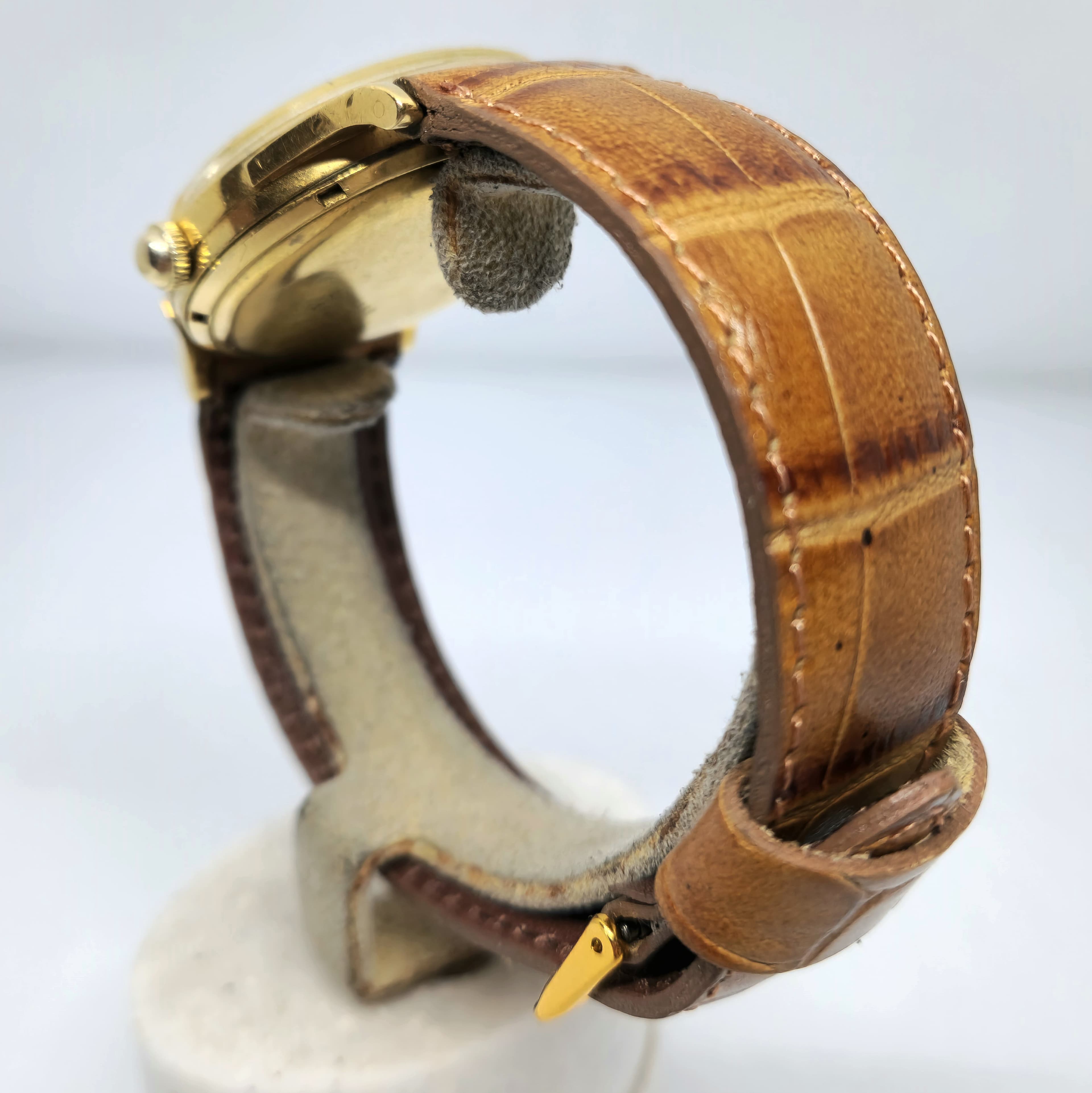 Universal Geneve Monodatic "Gobbi Milano" — Joyería Recoleta