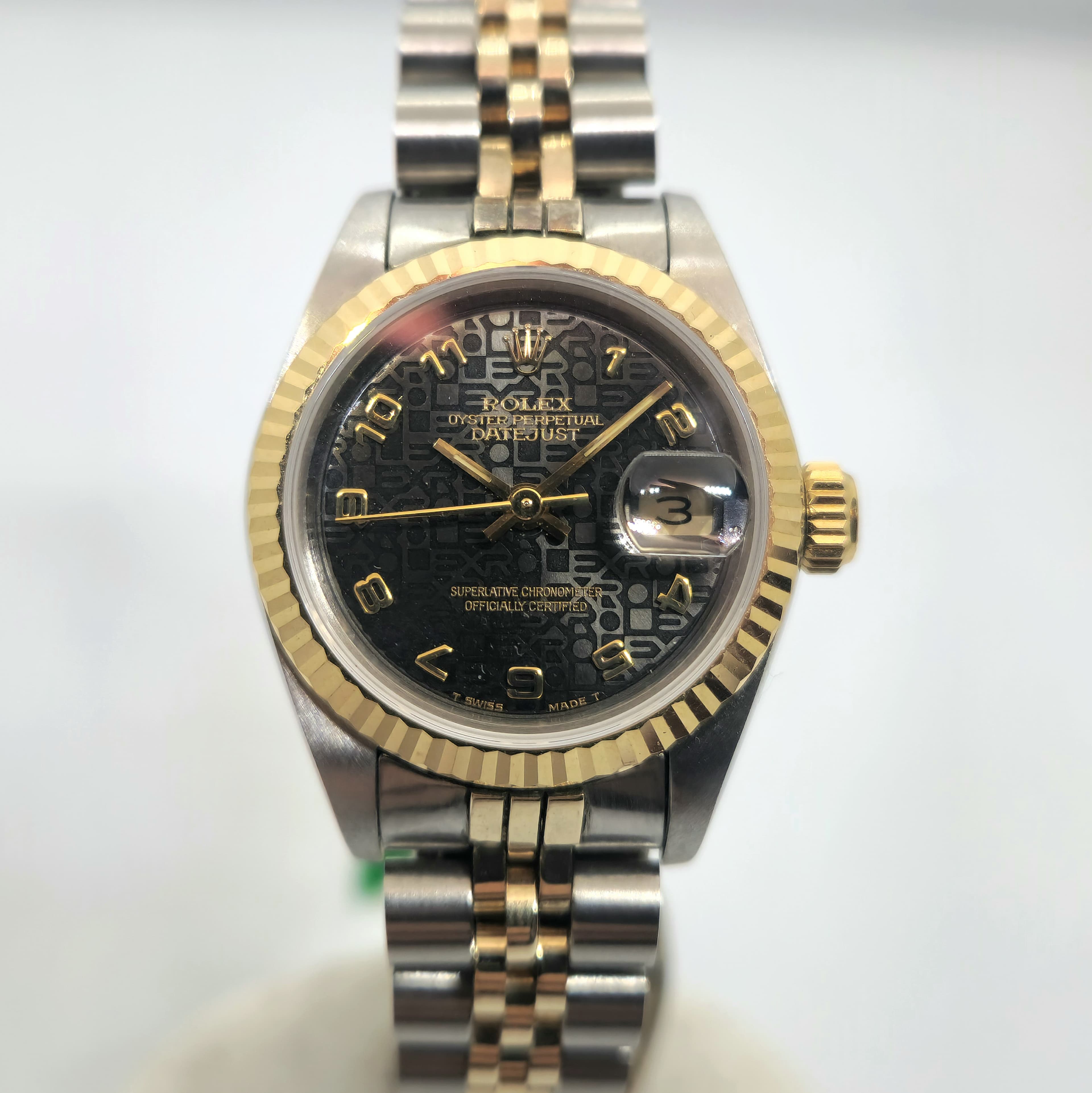 Reloj Rolex Datejust bicolor acero y oro amarillo con esfera negra jubilee en Joyería Recoleta