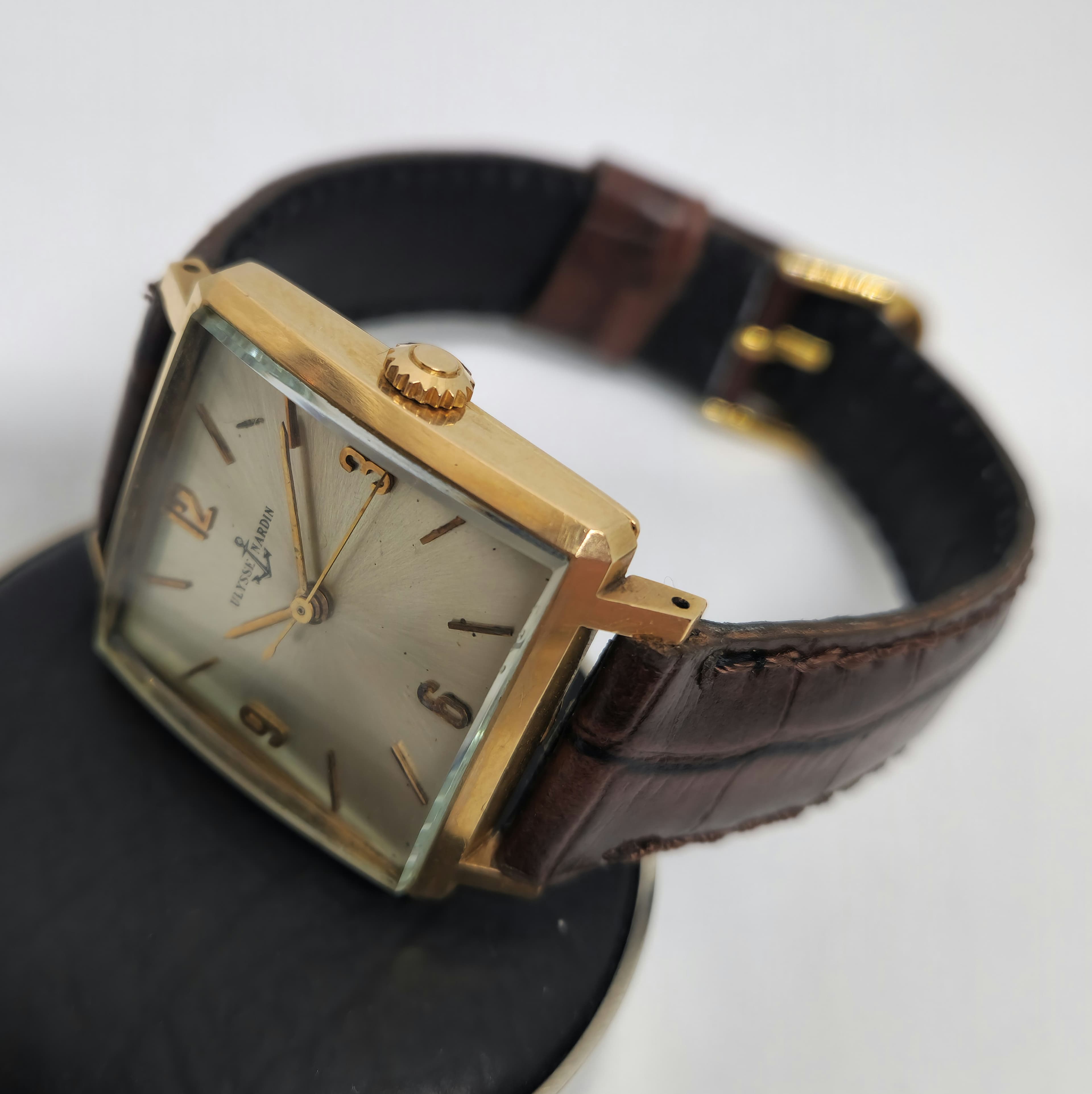 Ulysse Nardin Cuadrado Oro — Joyería Recoleta