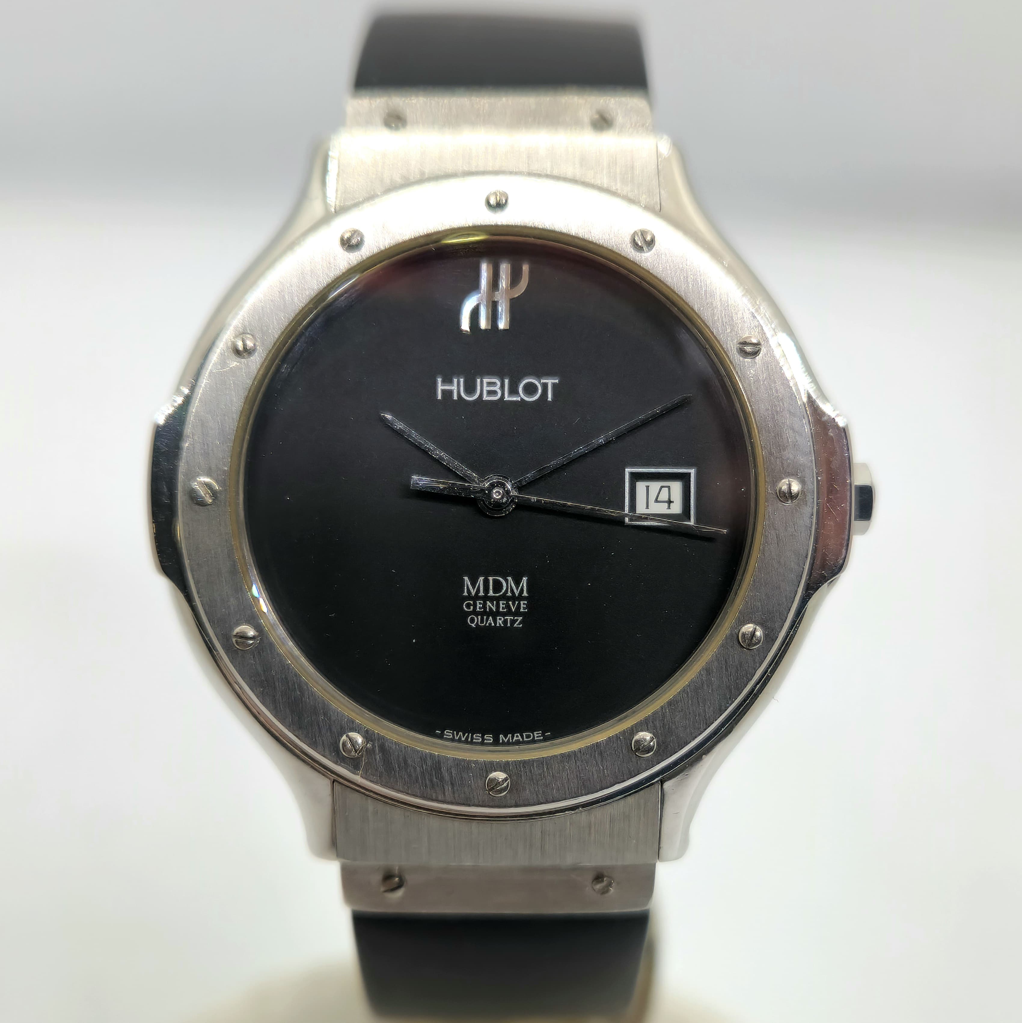 Reloj Hublot MDM Geneve Quartz dama en acero cepillado con esfera negra en Joyería Recoleta