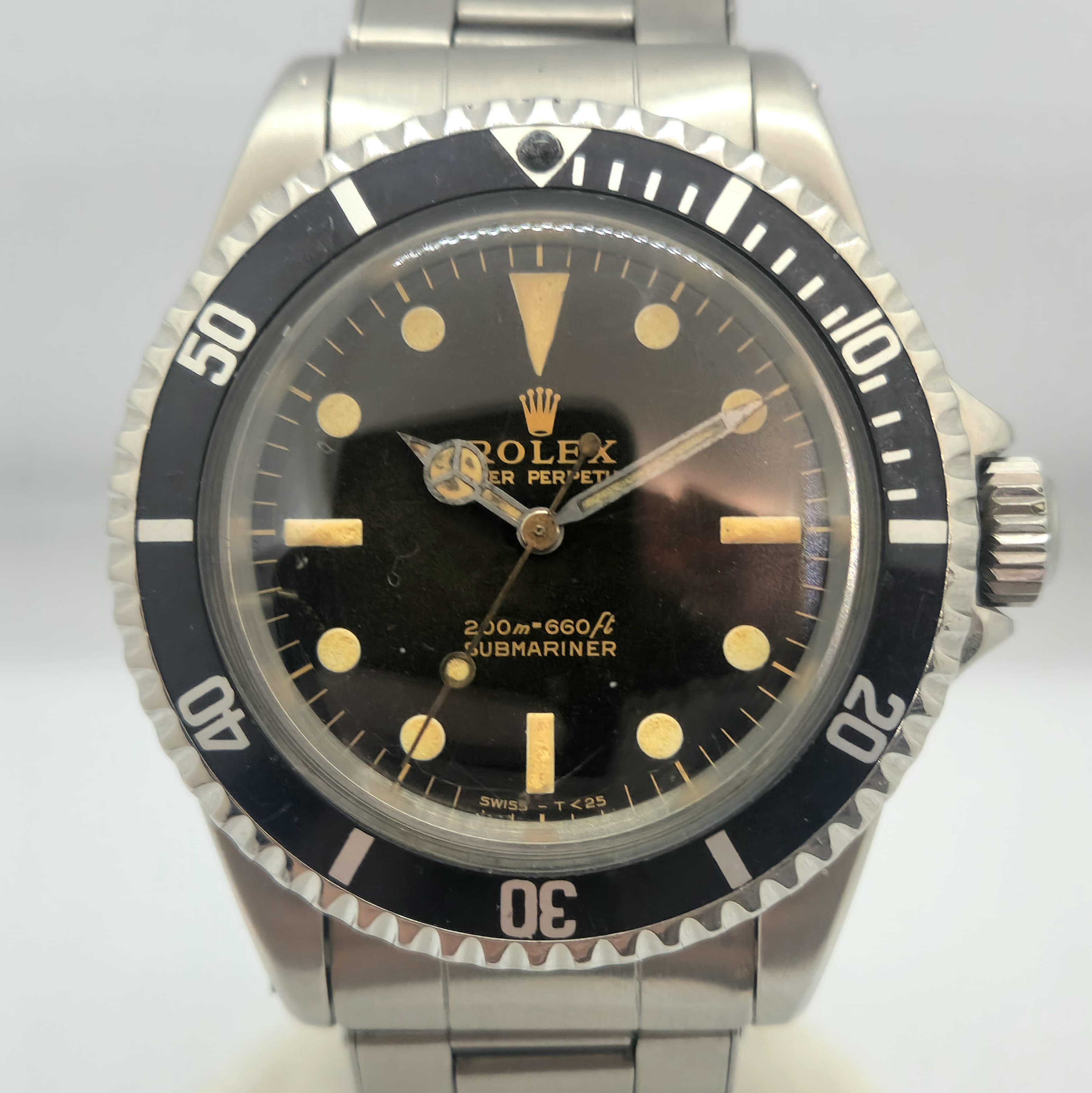 Reloj Rolex Submariner ref. 5513 en acero con esfera tropical marrón vintage en Joyería Recoleta.